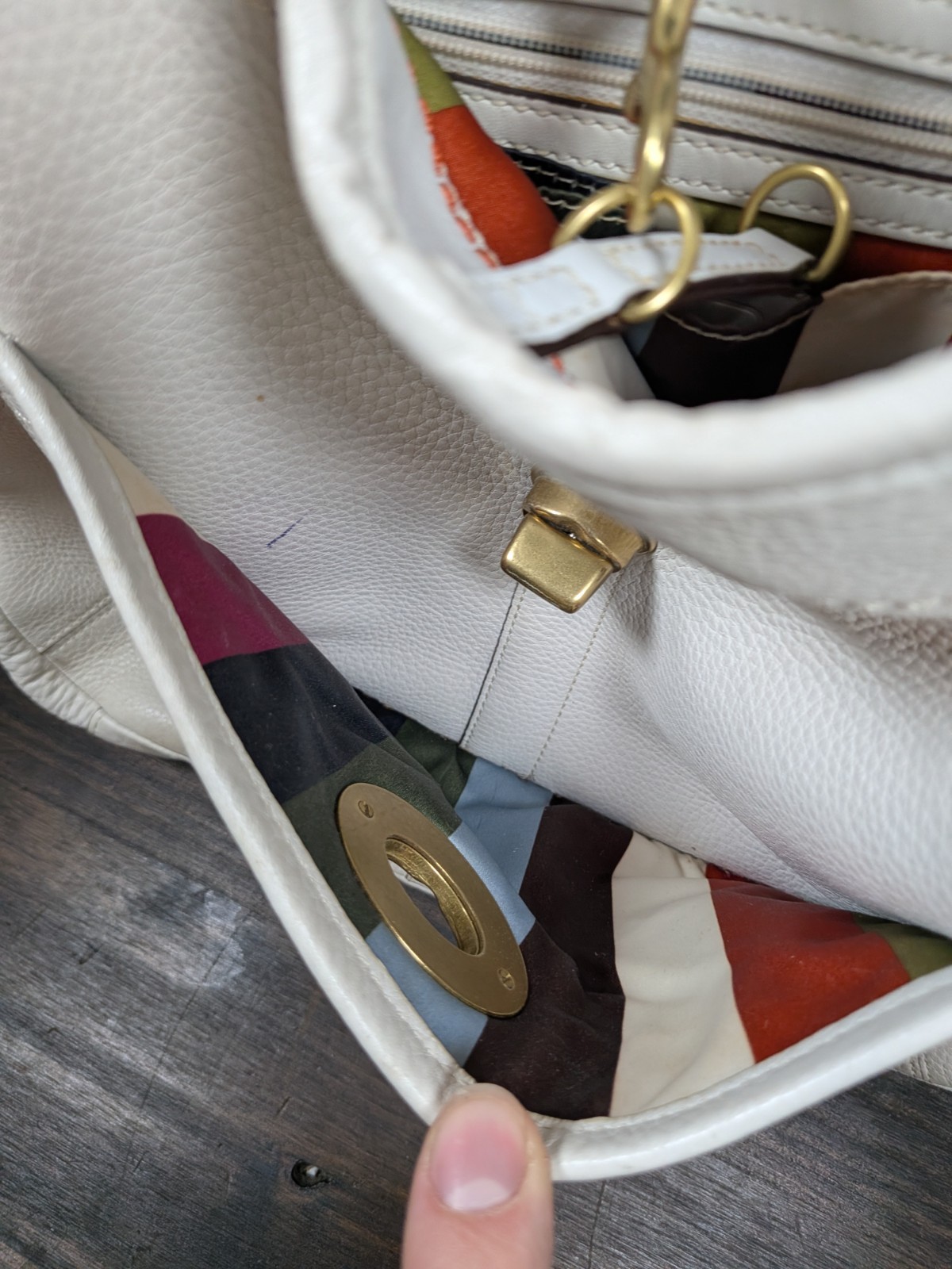 COACH Ergo Pebbled Leather Turn Lock Hobo Tote White 11640