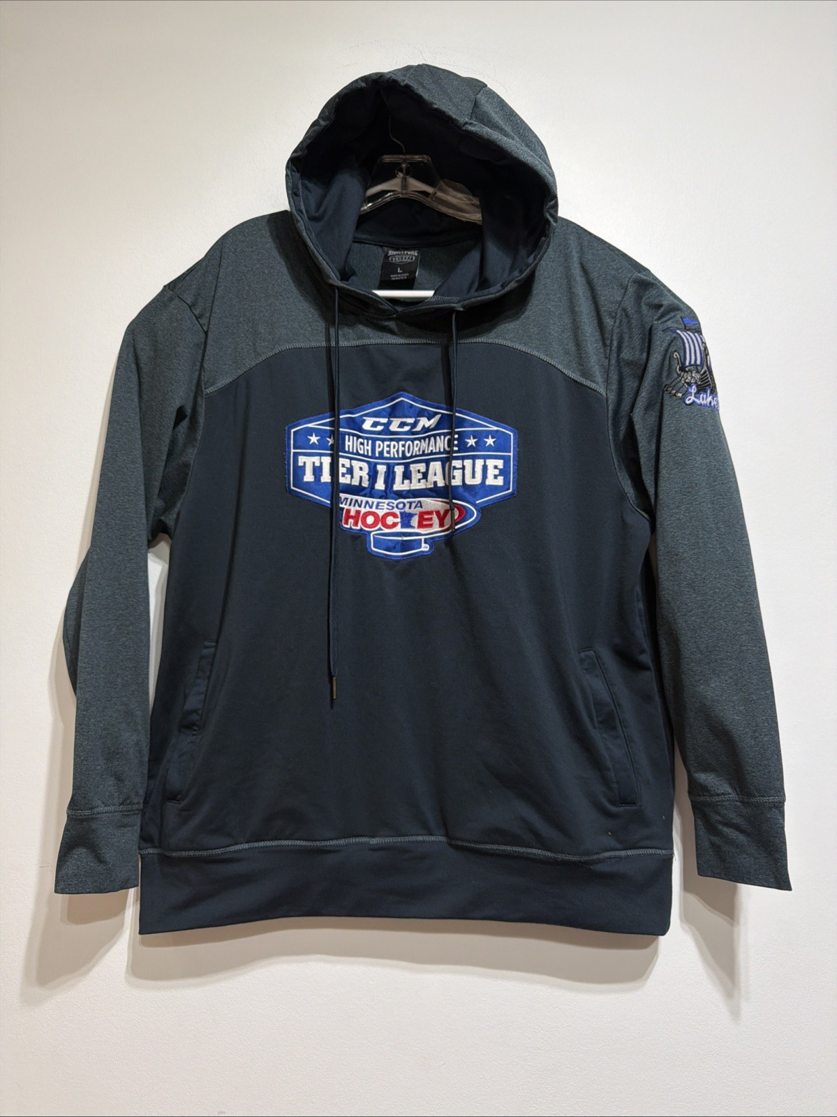 Signature CCM Tier 1 Minnesota Elite High Performance Hockey Hoodie Men’s Large