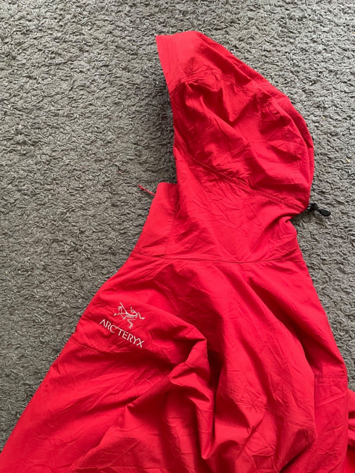Arc’teryx Atom SL Hoodie Jacket Men’s Medium Red Lightweight