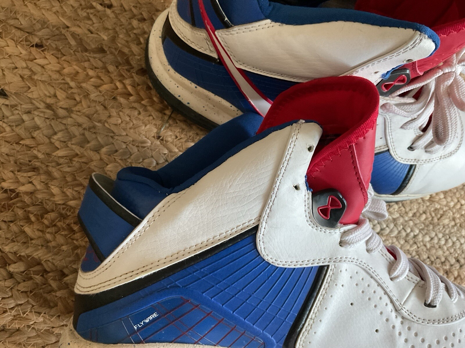 Nike 2010 LeBron James Flywire “Veterans Day” High Top Basketball Shoes Mens 13