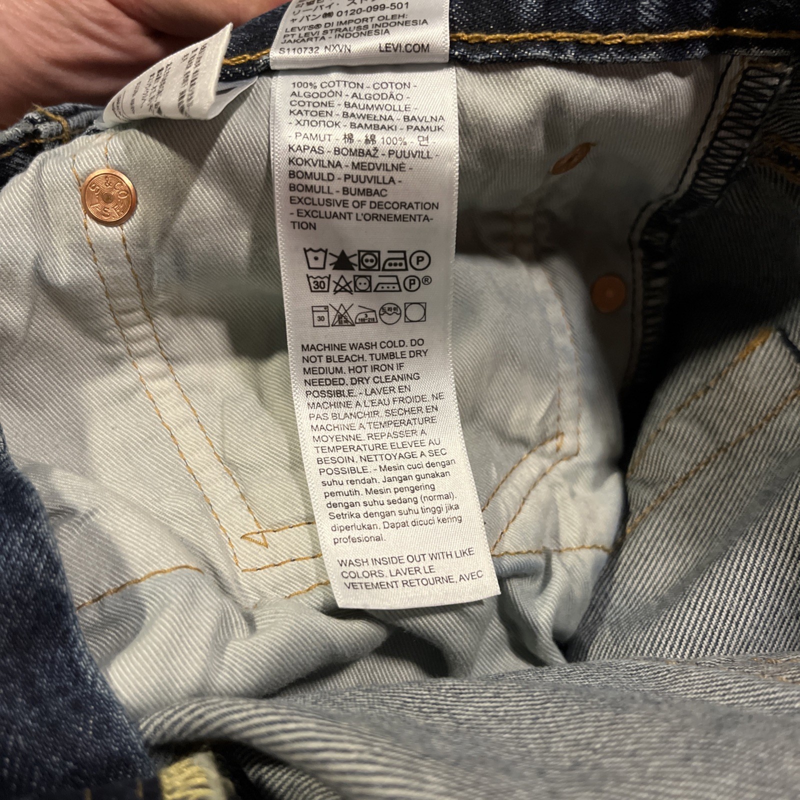 Levi’s Premium 568 Loose Straight Blue Jeans 38×32