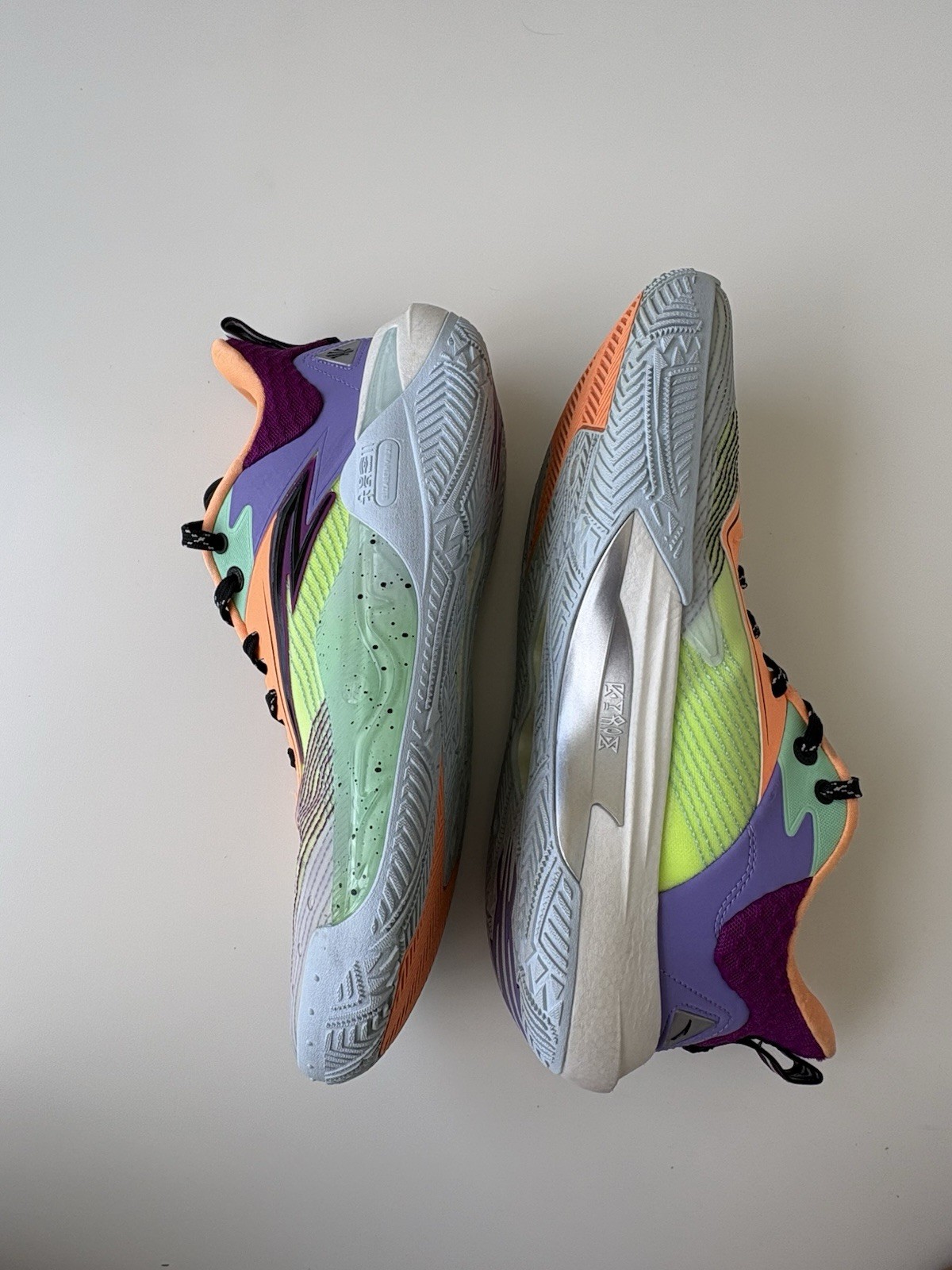 Anta Kai 1 Speed Shoes mens size 12 green purple white orange