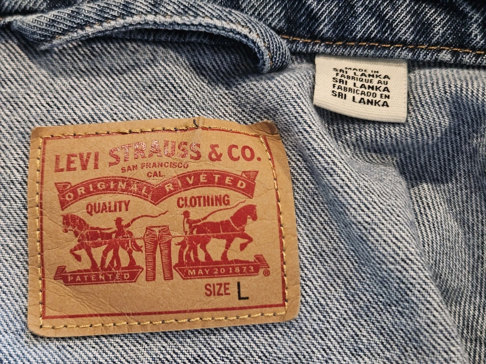 Levi’s Denim Jacket Mens L Trucker Medium Wash Sri Lanka