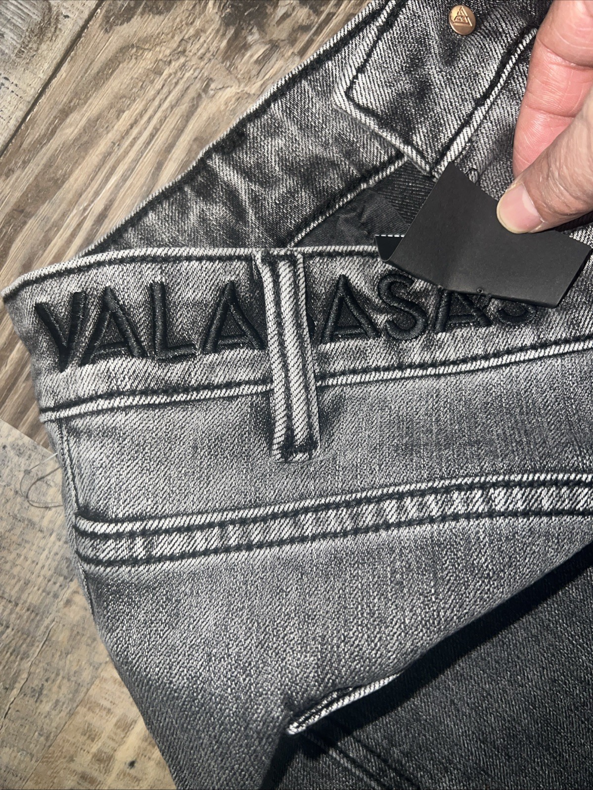 VALABASAS Stretch Slim Fit Denim Jeans 5-Pocket GREY color Men’s size 38