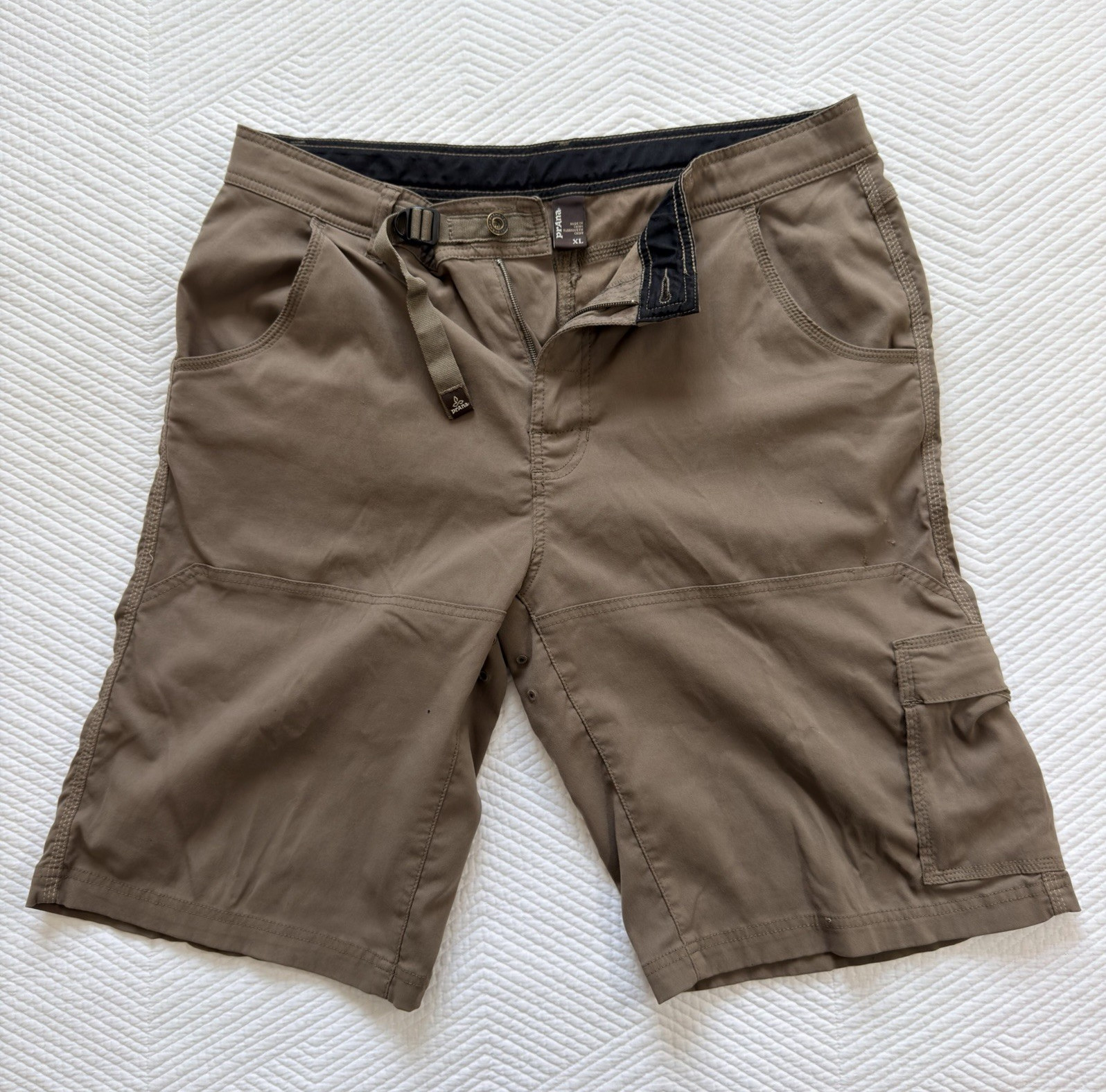prAna Zion Men’s Brown/olive green Cargo Utility Shorts Cargo 11″ Inseam XL