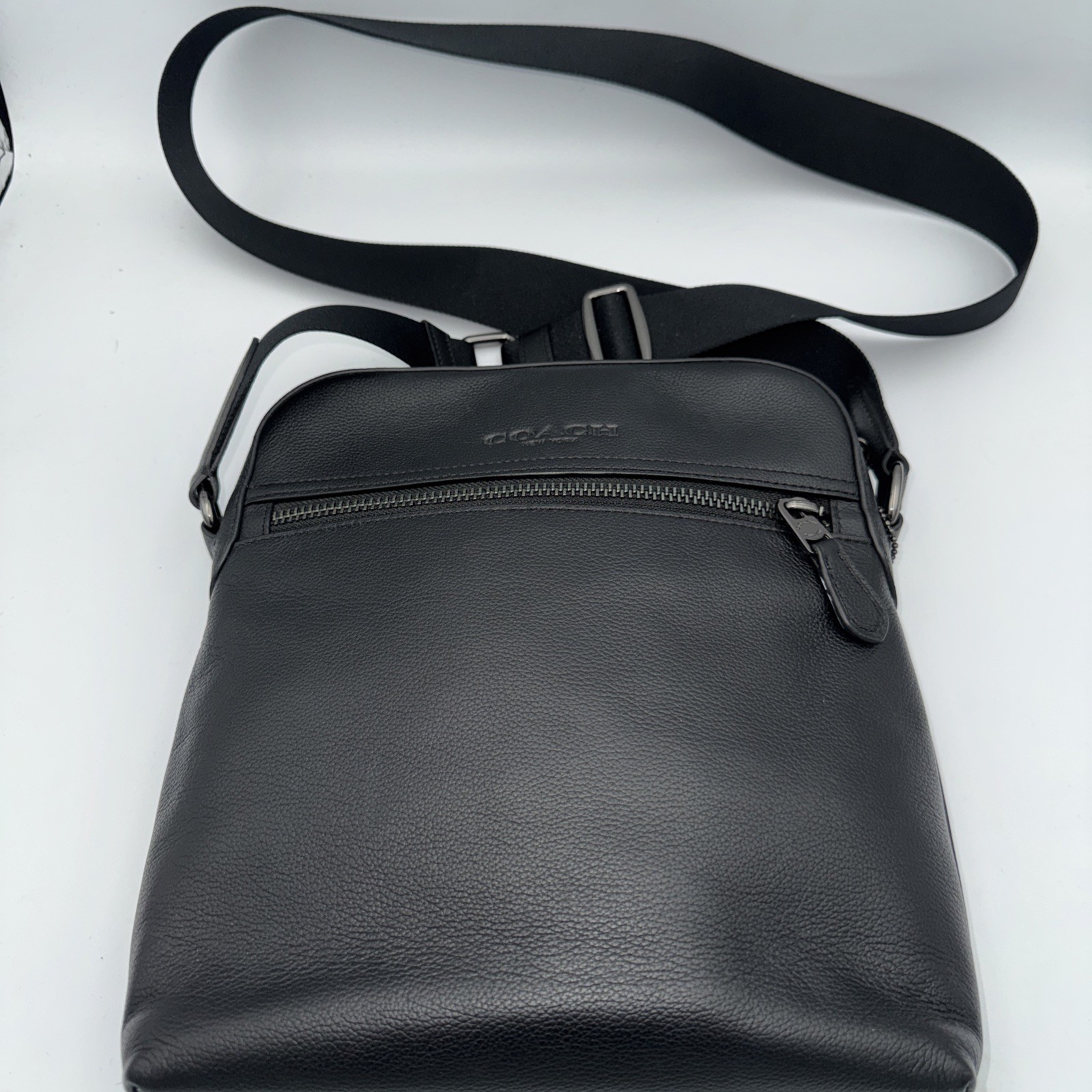 Coach Men Houston Flight Gunmetal/Blk Refined Pebble Leather Messenger Bag-4011