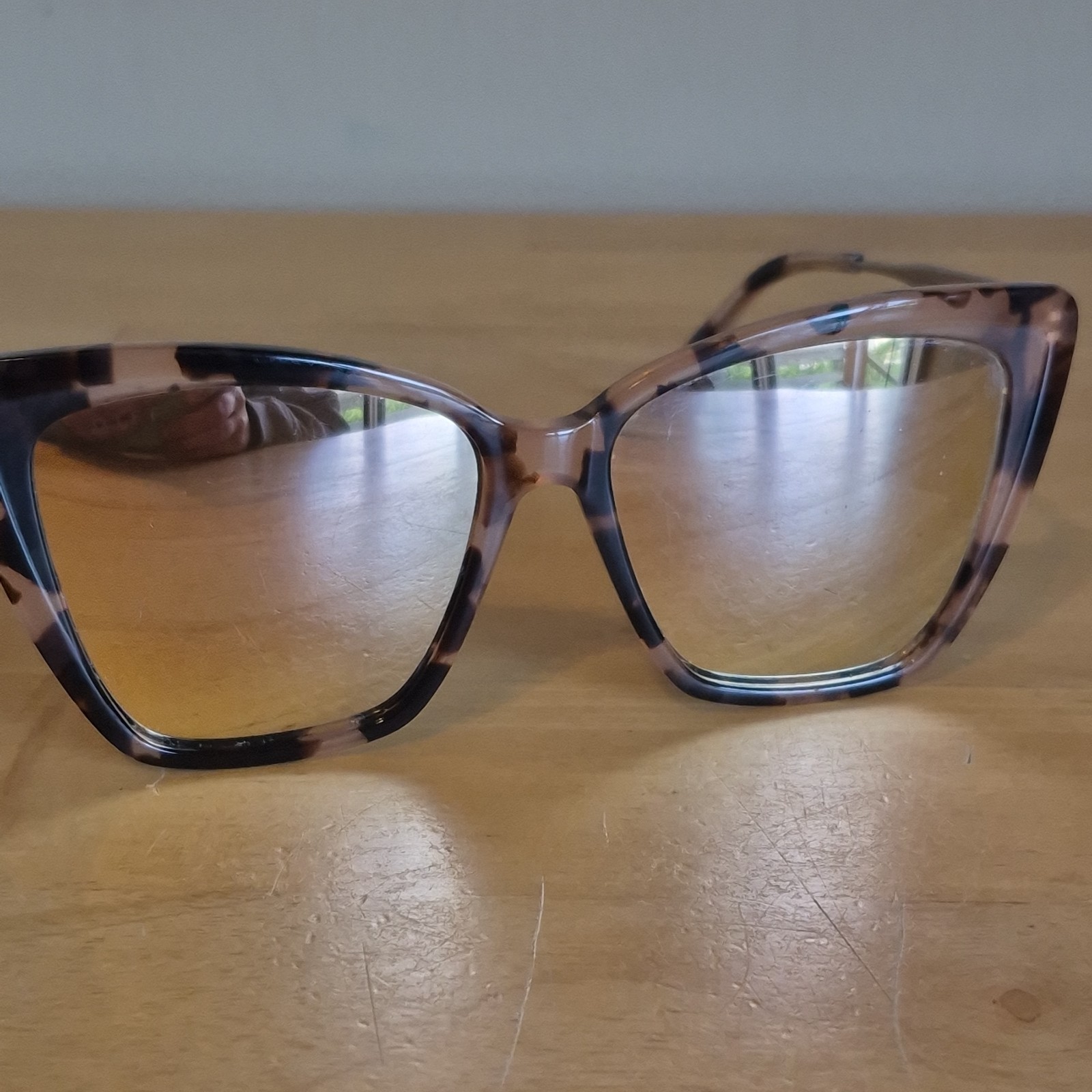 DIFF Mirror Sunglasses Becky II HM-TF30P Pink Tortoise Cat Eye Frame