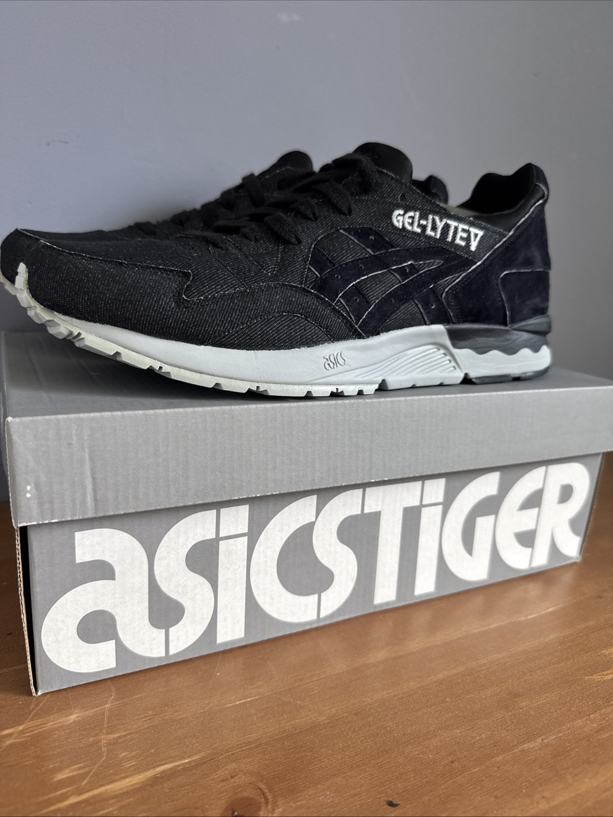 ASICS Tiger Gel-Lyte V mid grey/black 11 M