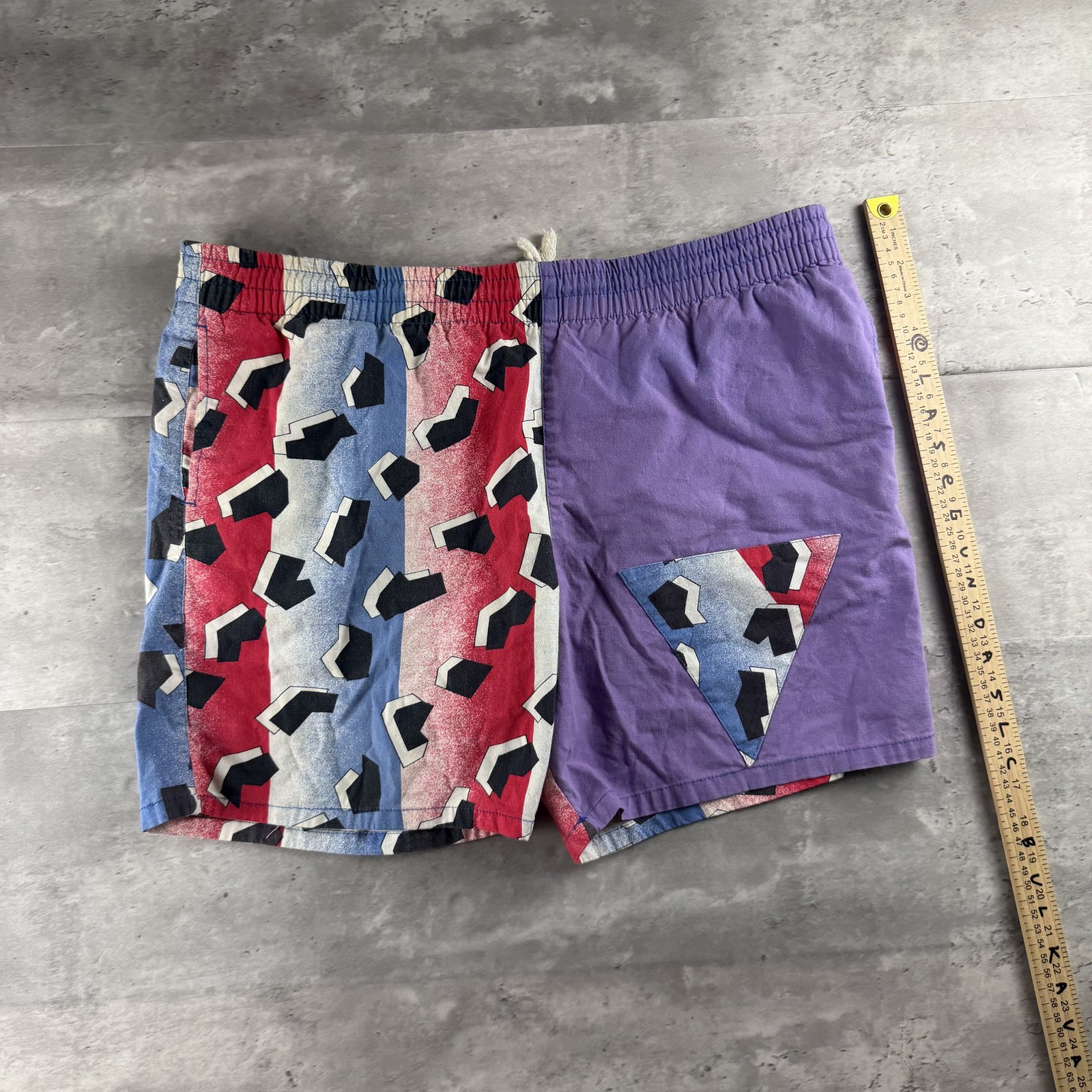 US Vintage Men’s Multi Color Geometric Swim Trunks Board Shorts Size L/36-38
