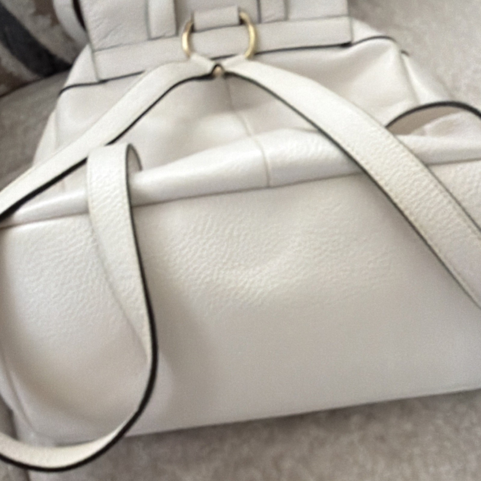 Coach White Drawstring Backpack Turn Lock, Gold Hardware, Detachable Strap