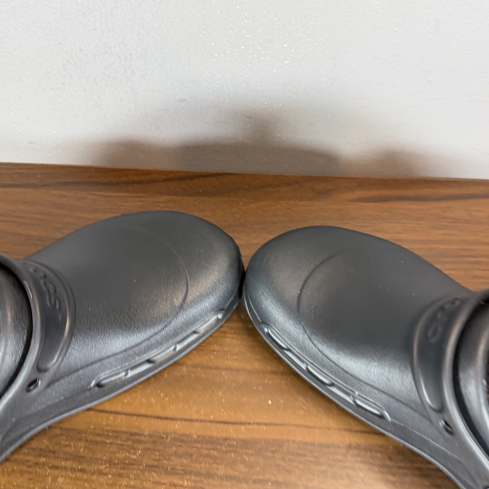 Crocs At Work Shoes Mens 9 Bistro Clogs Black Slip Resistant Comfort Casual