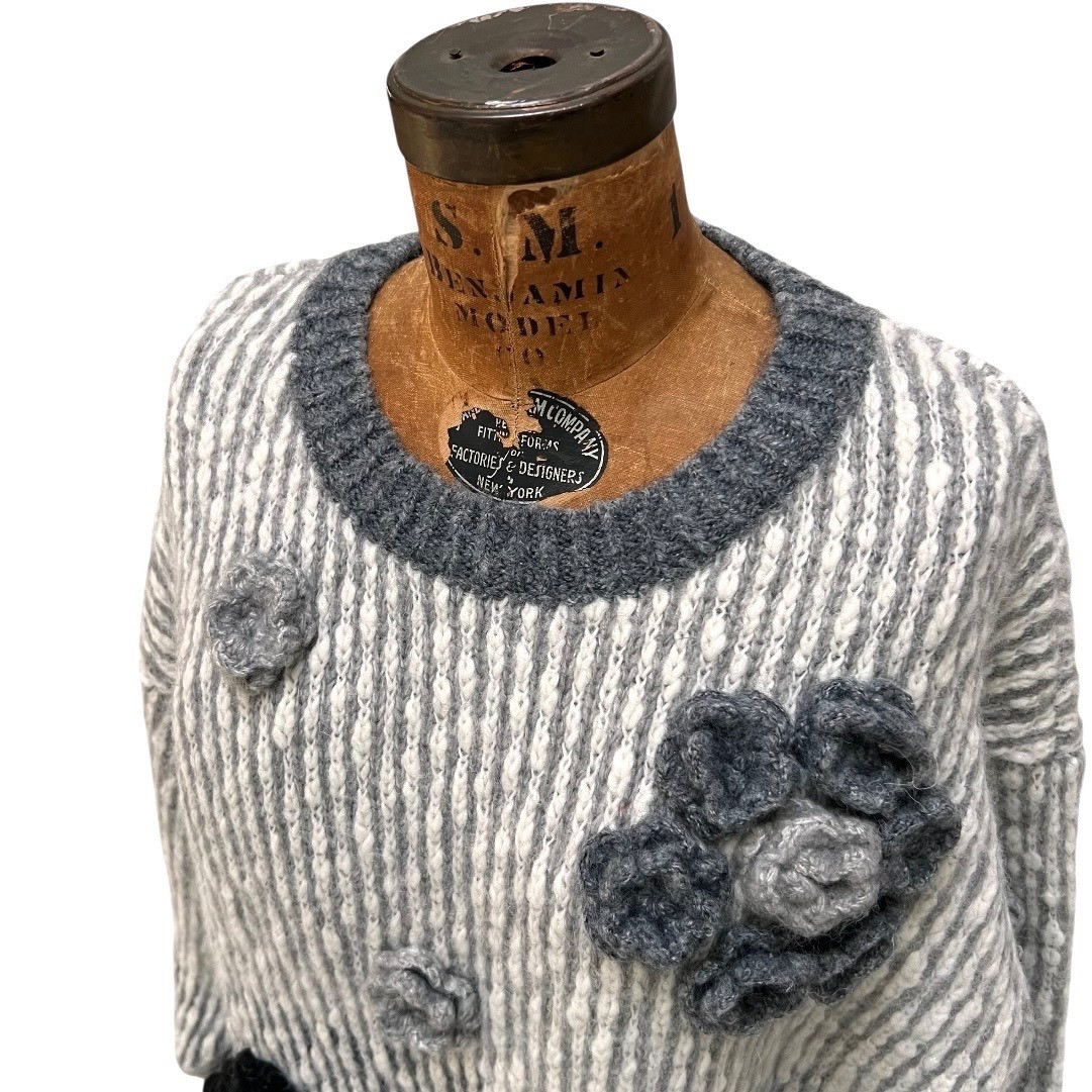 Grannycore Chunky Knit Oversized 3D Crochet Flower Sweater Women Grey Boho Large