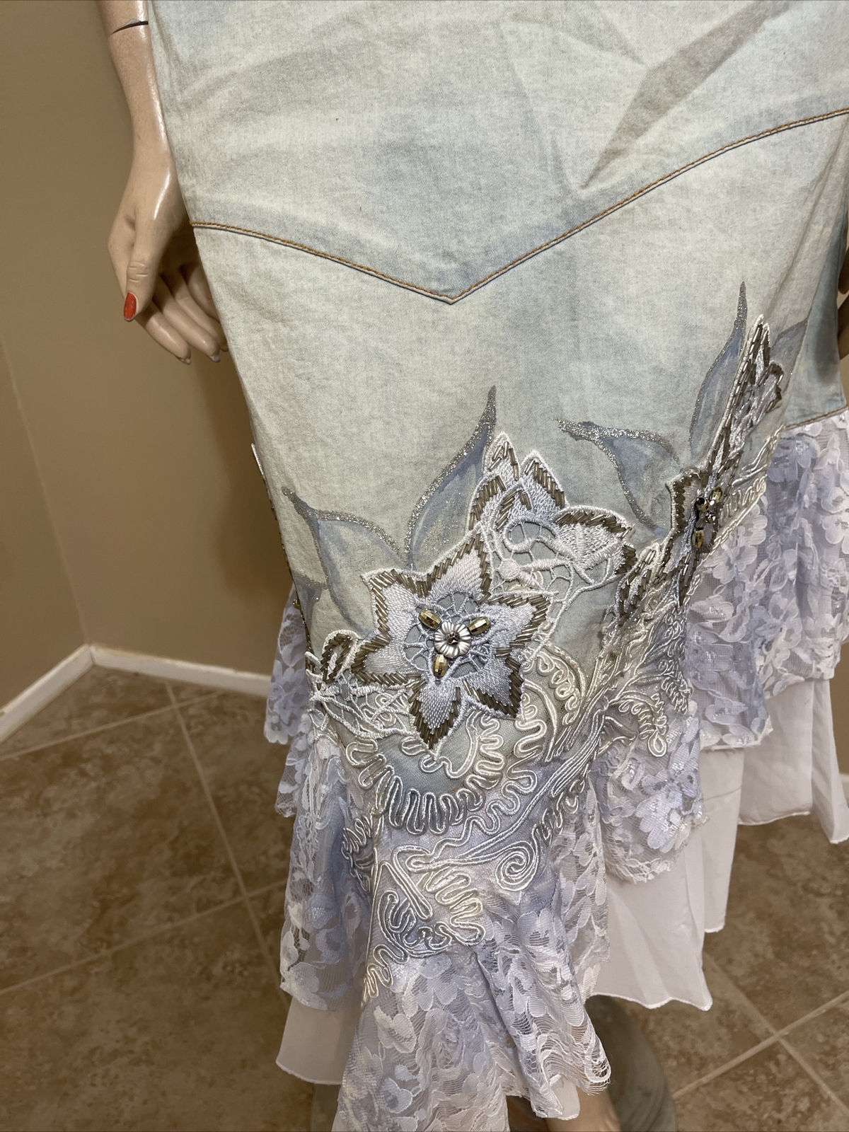 Women’s Blue Denim Cotton Beaded Embroidery Zip Boho Size XL(10-12) Skirt SK 715