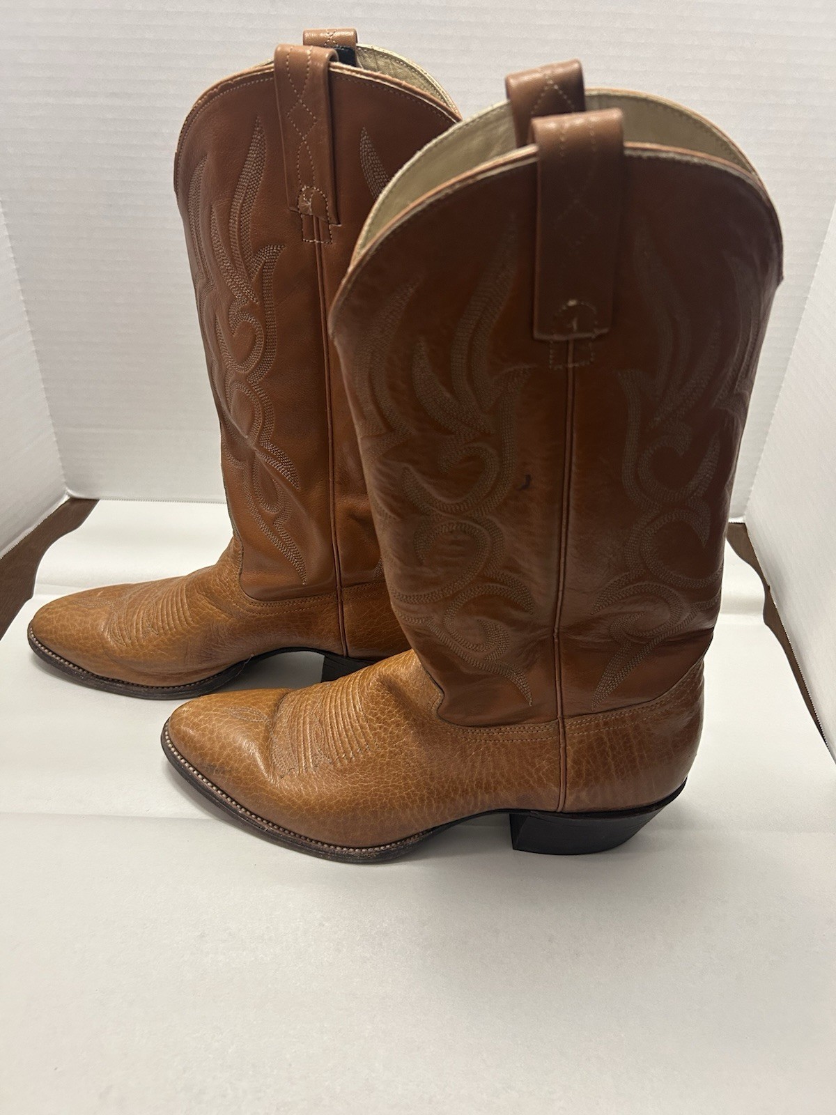 Vintage Men J Chisholm Western Boots 919 42239 Tan 10.5D USA Cowboy Handcrafted