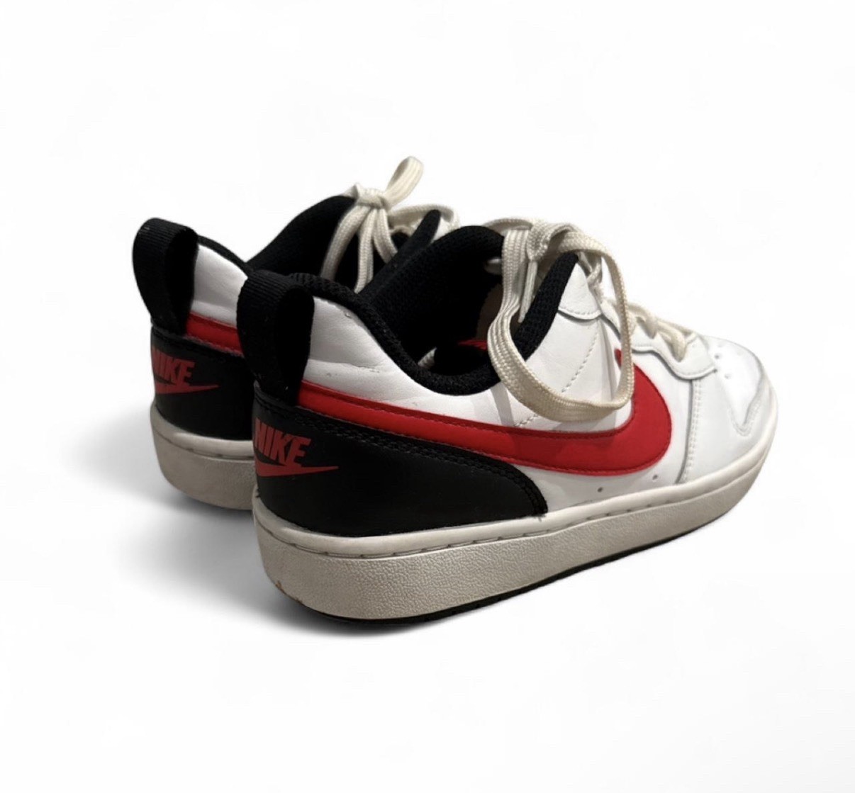 Nike Court Borough Low Top Sneakers White/Red/Black Kids 6.5Y BQ5448-110