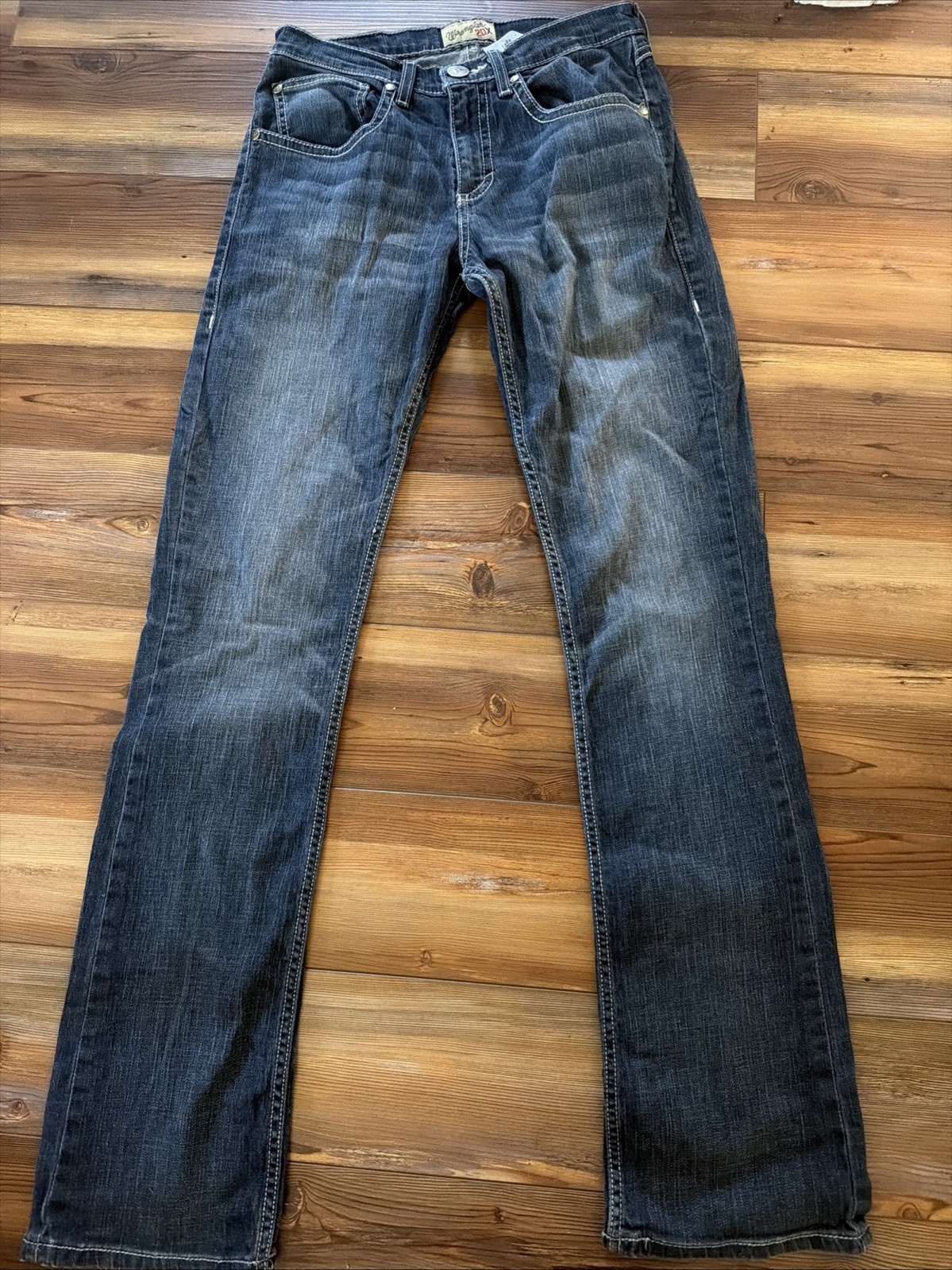 Wrangler 20x No 42 Men’s Bootcut Medium-Dark Wash Jeans Size 30×36 Glasgow Color