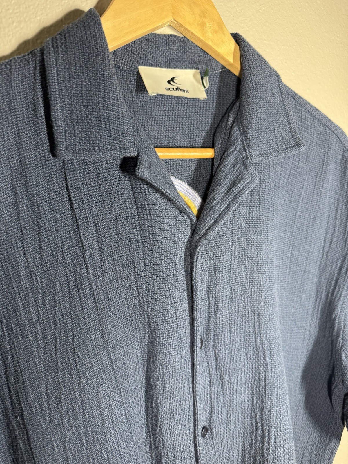 Scuffers Knit Cropped Shirt Size Large
