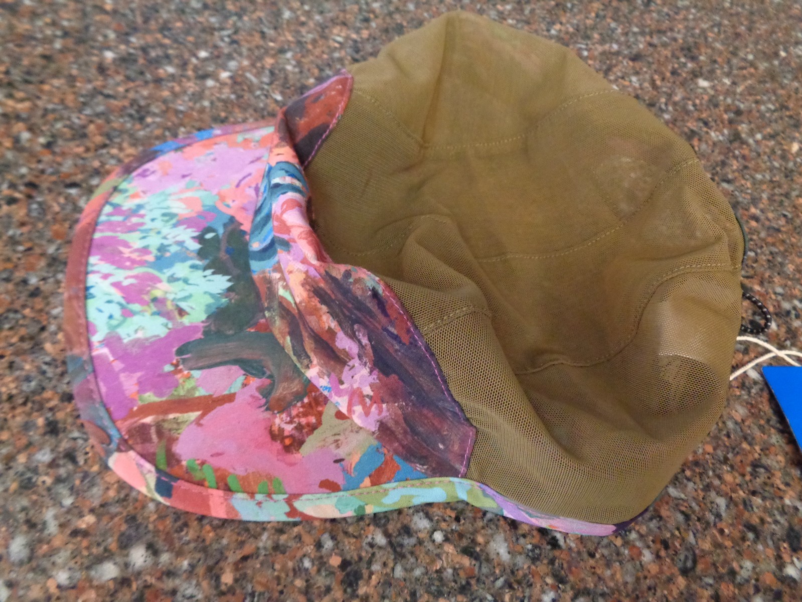 Janji Hatchback Mesh Cap Reverse Bay Limited Artist Design Cooling One Sz NWT