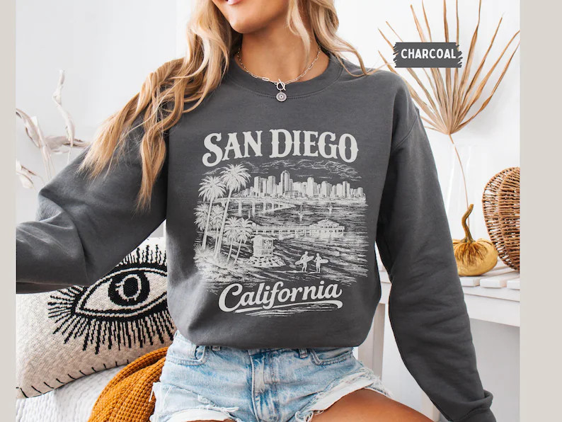 San Diego California Beach Scene Vintage Travel Souvenir Graphic Sweatshirt