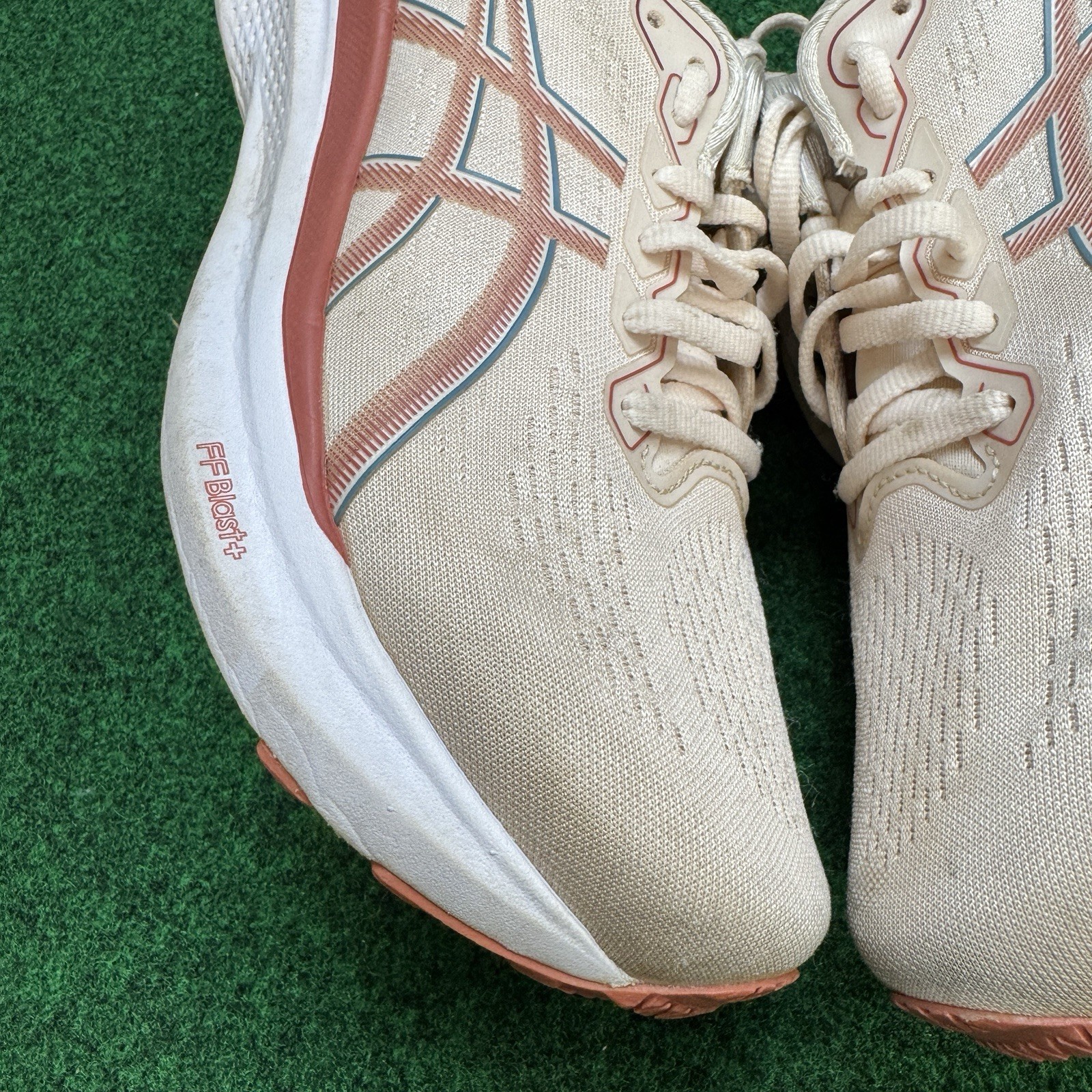 Asics Gel-Kayano 30 Womens Size 8.5 Medium B Rose Dust Sneakers 1012B357 Running