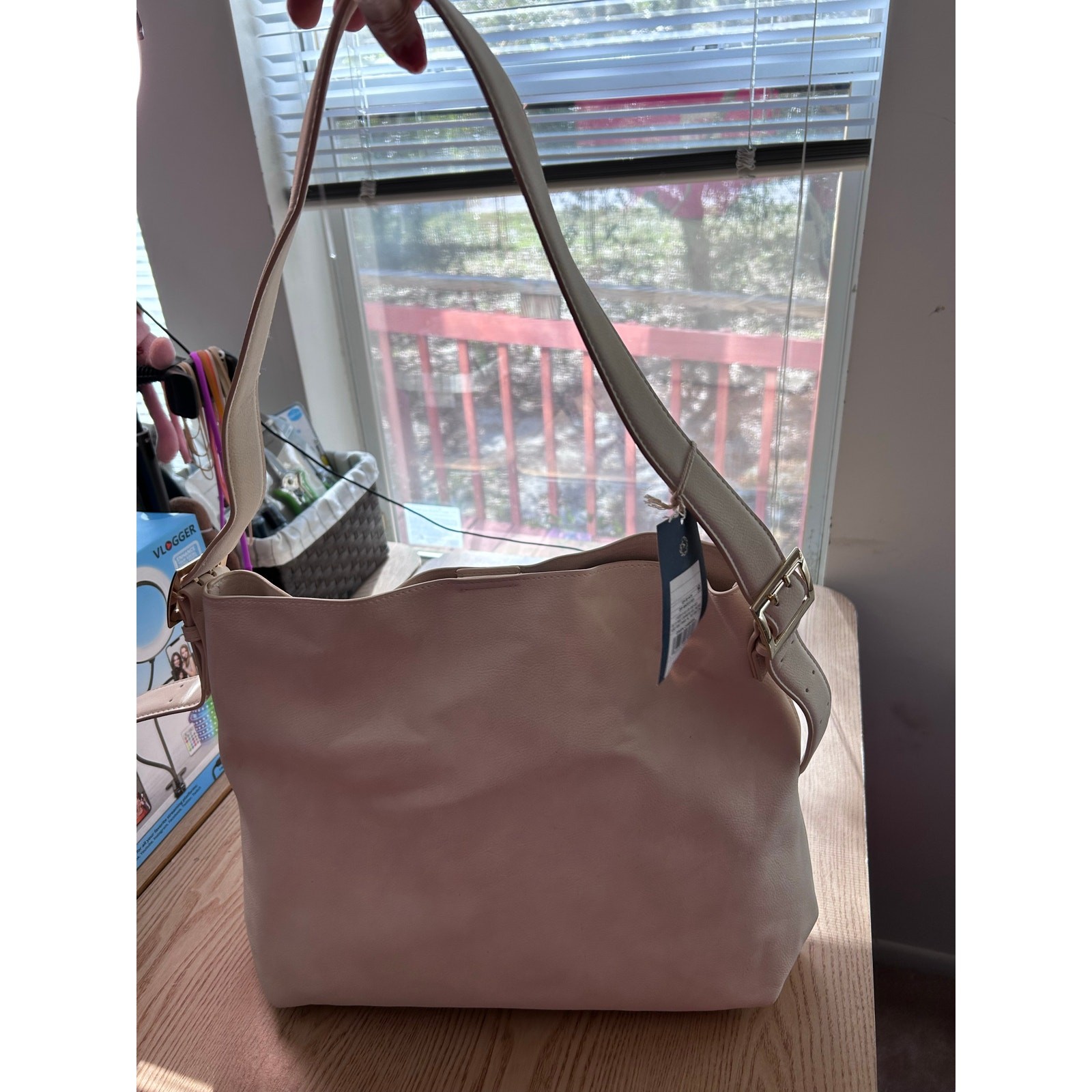 New Womens Universal Thread Faux Leather Look Handbag Purse Cream 15”x16” w/flaw