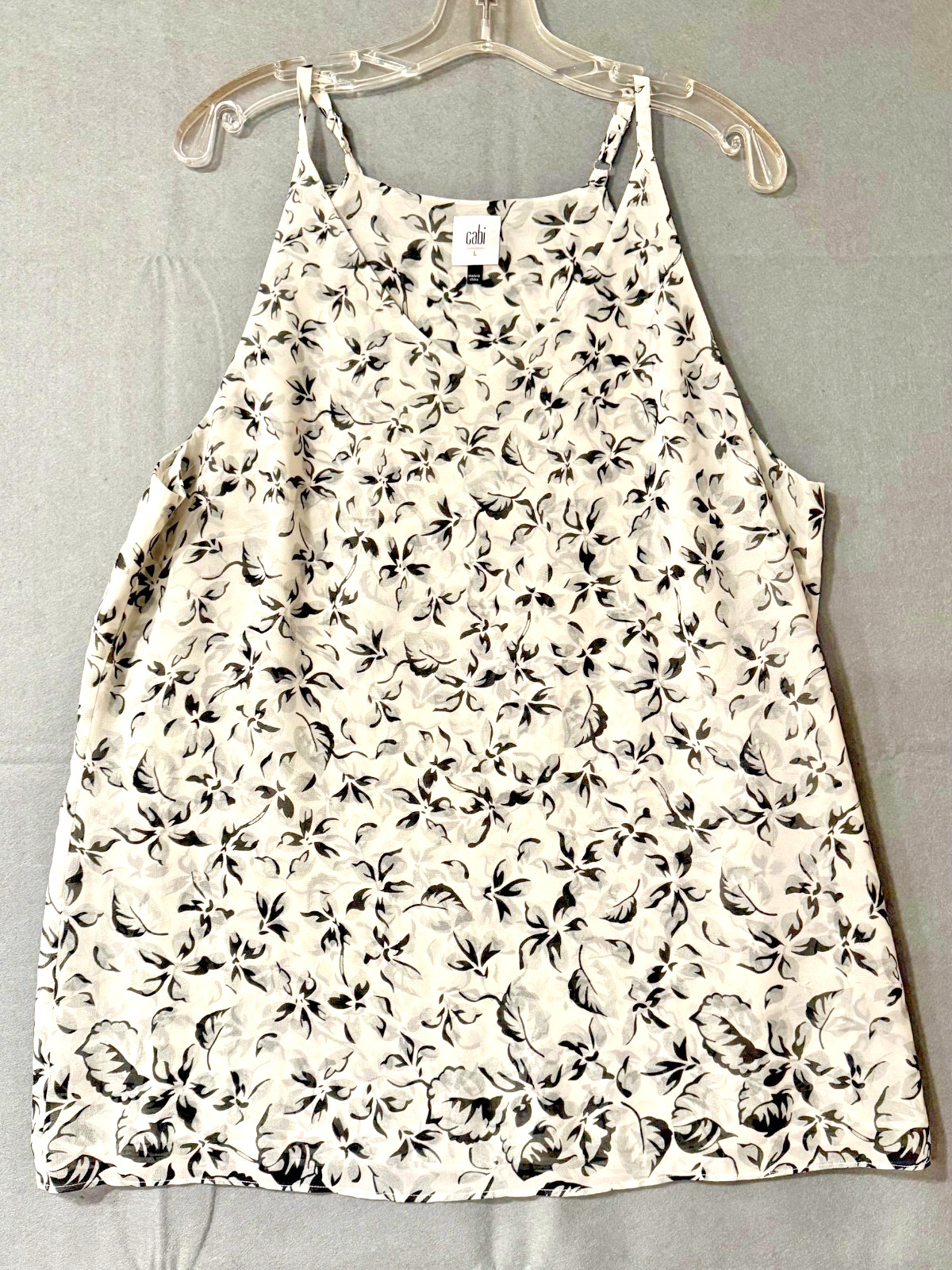 Cabi Wmns Sz LGray/Black Strappy Flowy Floral V-Neck Cami Tank/Blouse