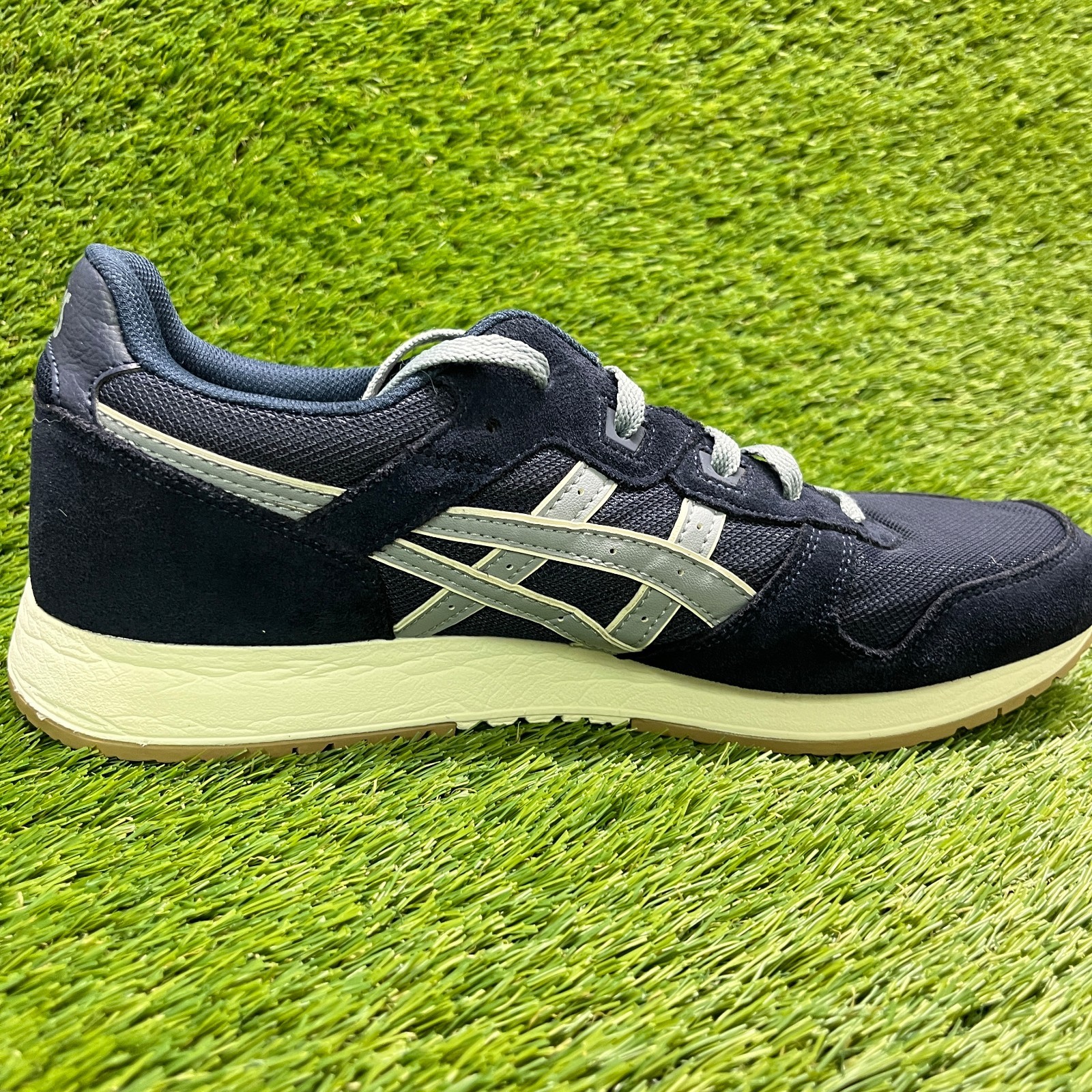 Asics Lyte Classic Mens Size 12 Navy Gray White Athletic Running Shoes Sneakers