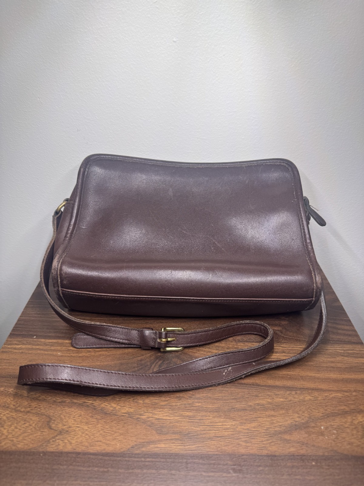 Vintage Coach Sutton Over The Shoulder Bag E9C-9814 Mahogany Purse Satchel