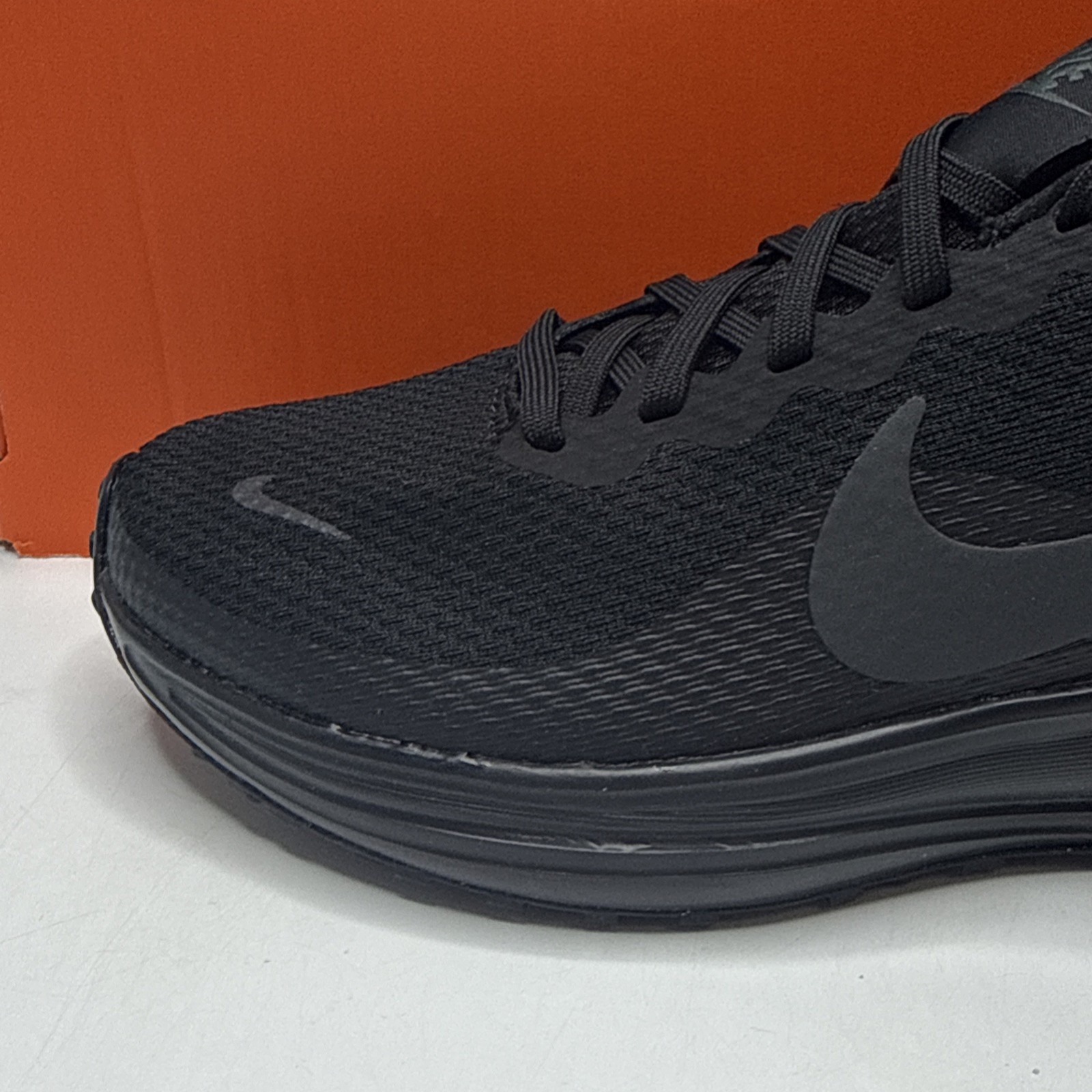 Size 6 Women’s Nike Revolution 8 Workout Running Shoes HJ8485 Black No Lid New