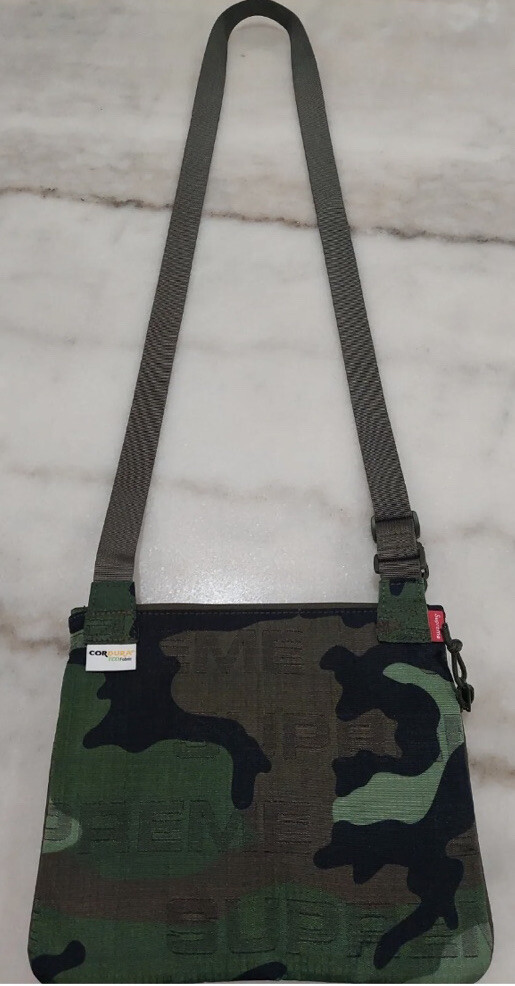 supreme messenger bag