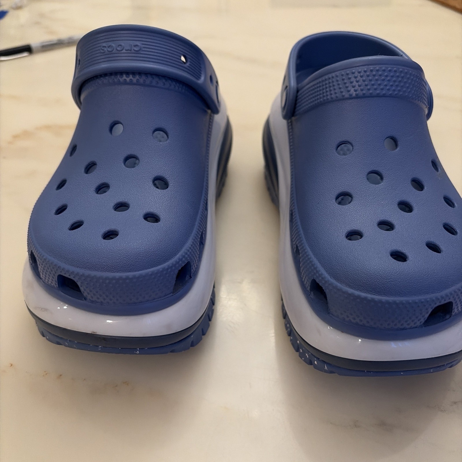 Crocs MEGA CRUSH Cornflower Blue Chunky Heavy Clogs M 4/W 6