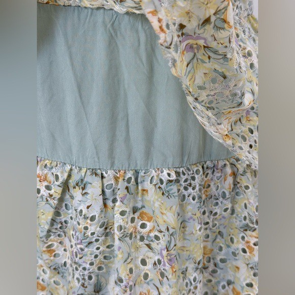 ASTR The Label Floral Tiered Maxi Dress Eyelet Midsummer NWT Large