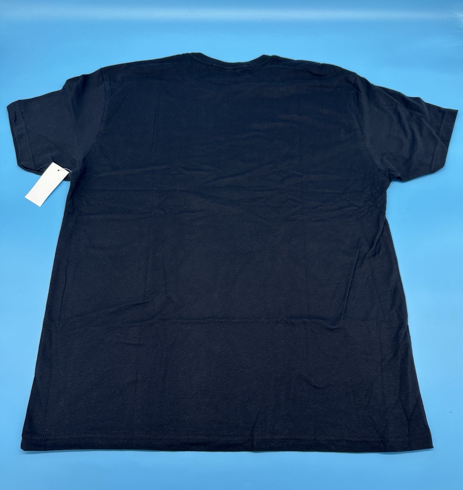 Vuori V1 Logo Men’s Short Sleeve Crew Tee Shirt – Pick Size
