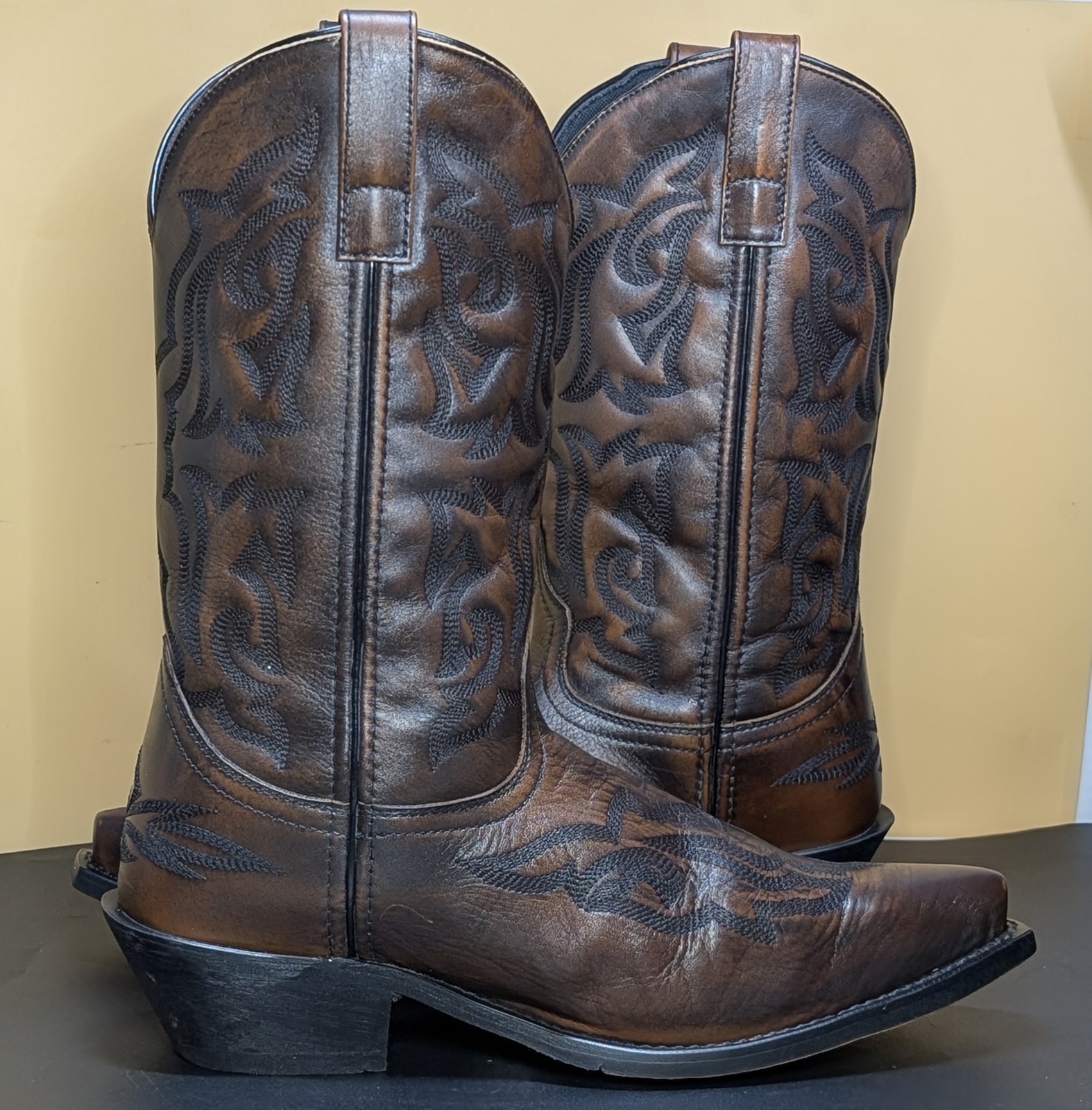 Laredo Men’s Boots Hawk Burnt Apple Leather Cowboy Boots 6862 Size 10 EW