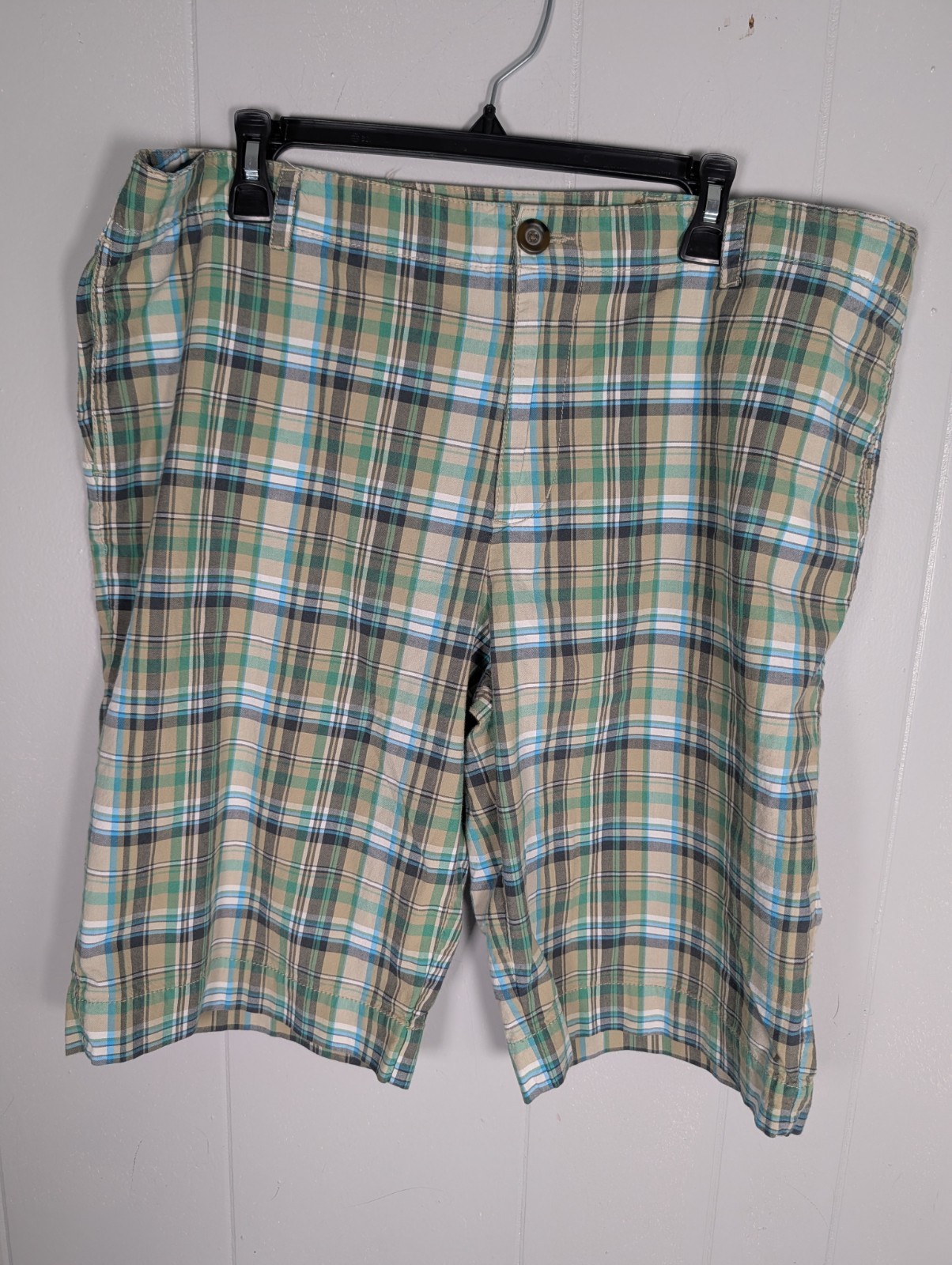 Merona Ladies Green Tan And Black Plaid Shorts Size18 Chino Golf Hiking Walking
