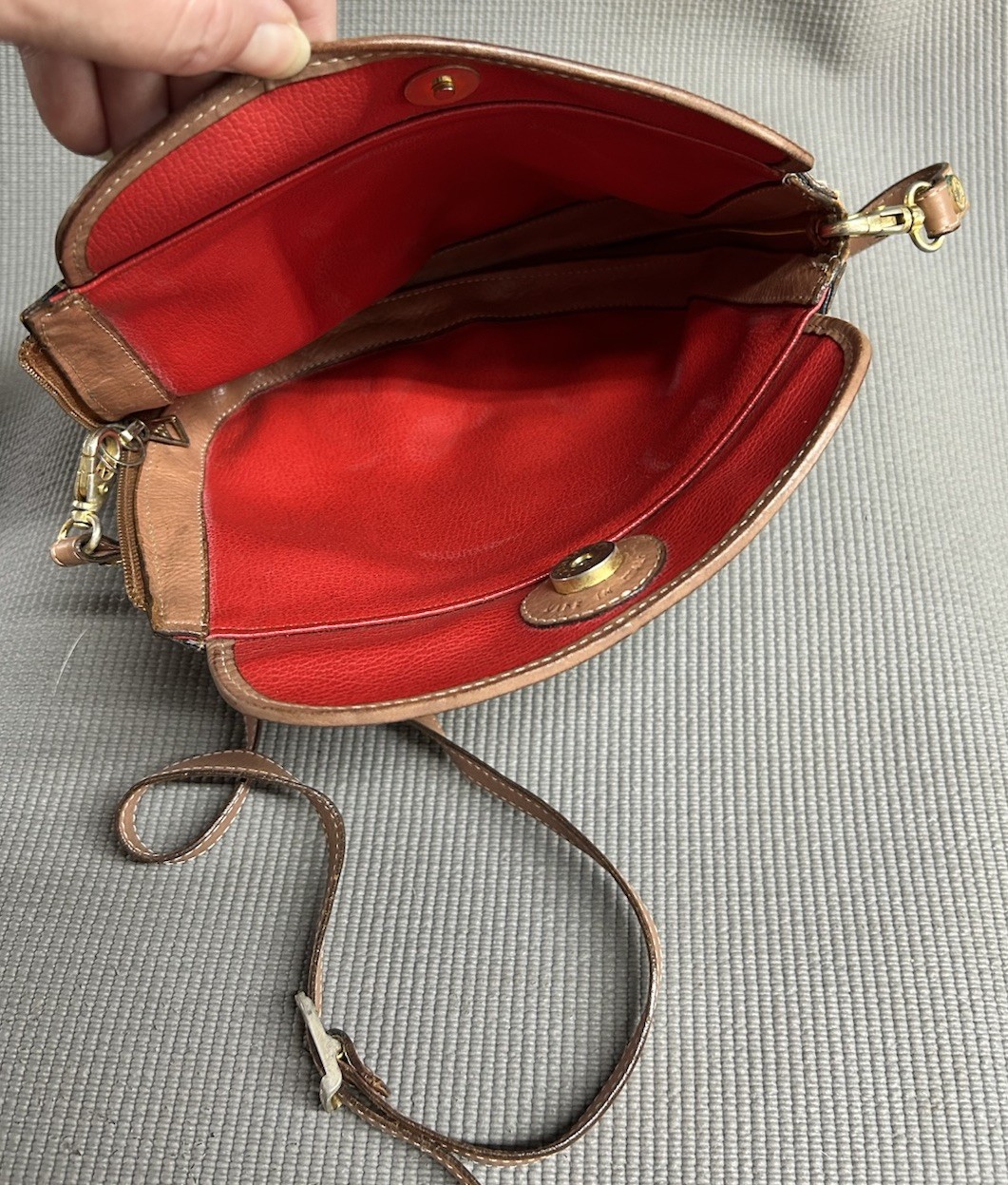 Vtg Italian Blue Or Red Italian Leather Crossbody Bag Saddle Handbag By I Santi