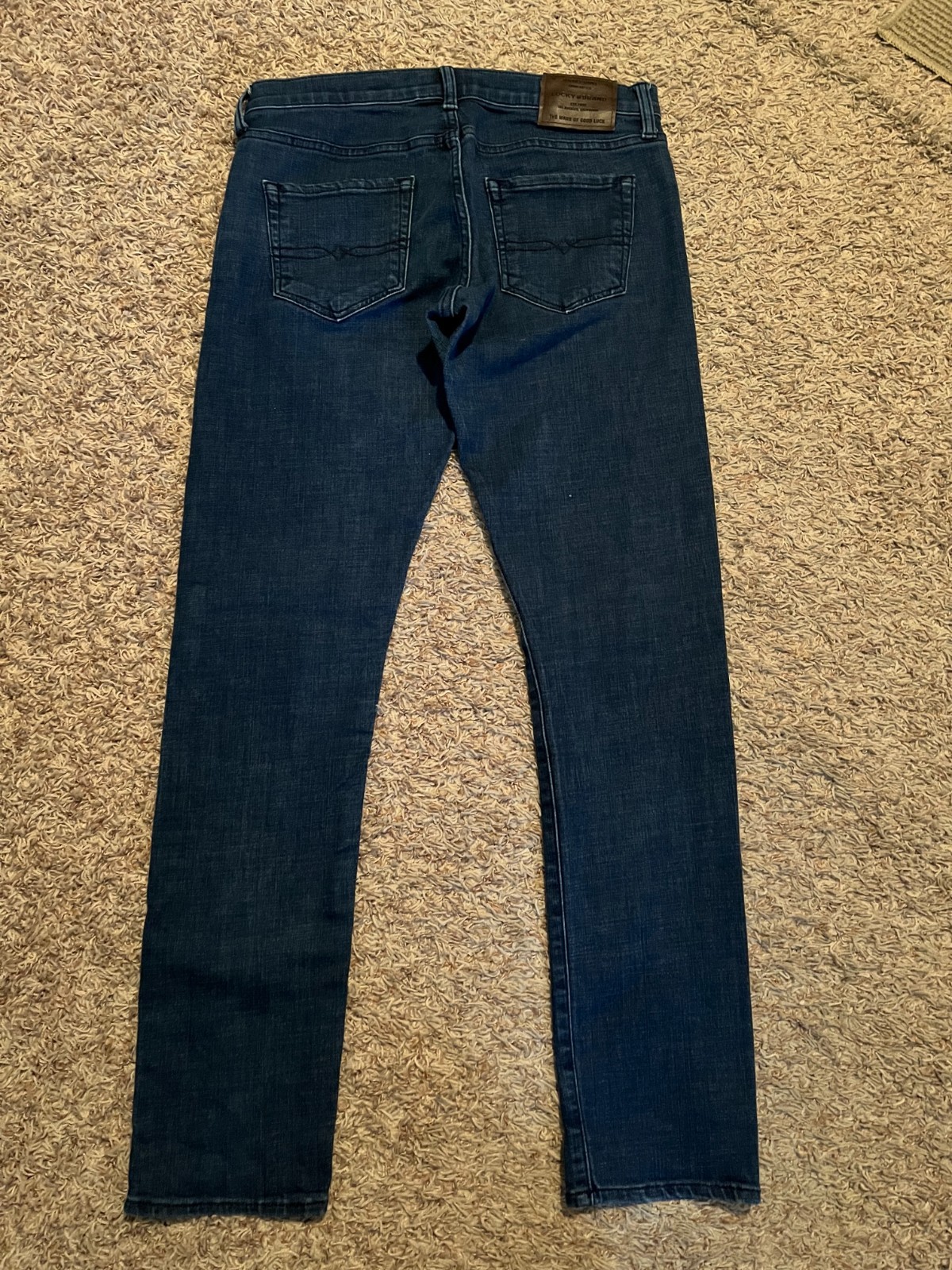 EUC Lucky Brand Jeans – 110 Skinny – Men’s tag=30×32 (MEASURED=31×32)