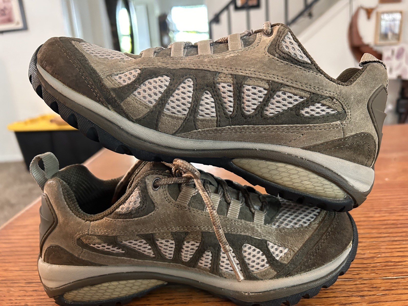 Merrell Siren Ventilator Womens 6.5 Desert Sage Hiking Shoes Vibram Low Top
