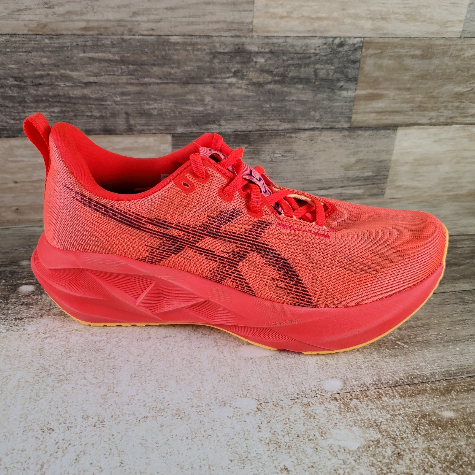 ASICS Novablast 5 Mens Shoes Sz 8.5 Running Flash Red Edo Purple Sneakers