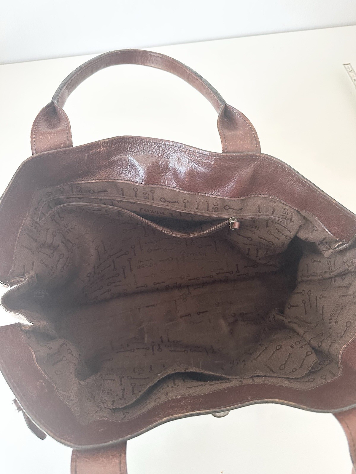 Fossil Colorblock Tote Bag Brown Gray Turn Lock Large Bottom Studs Inner Pockets