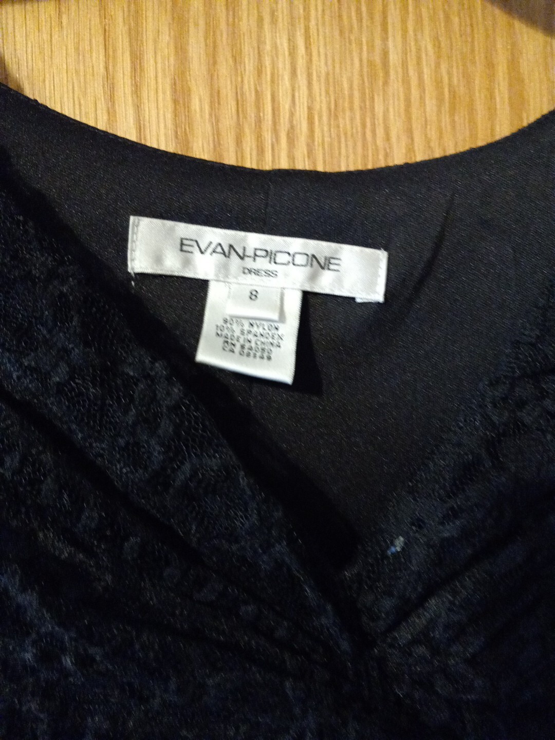 Womens Evan Picone Sleeveles Black Lace Dress Size 8 90% Nylon 10% Spandex Vneck