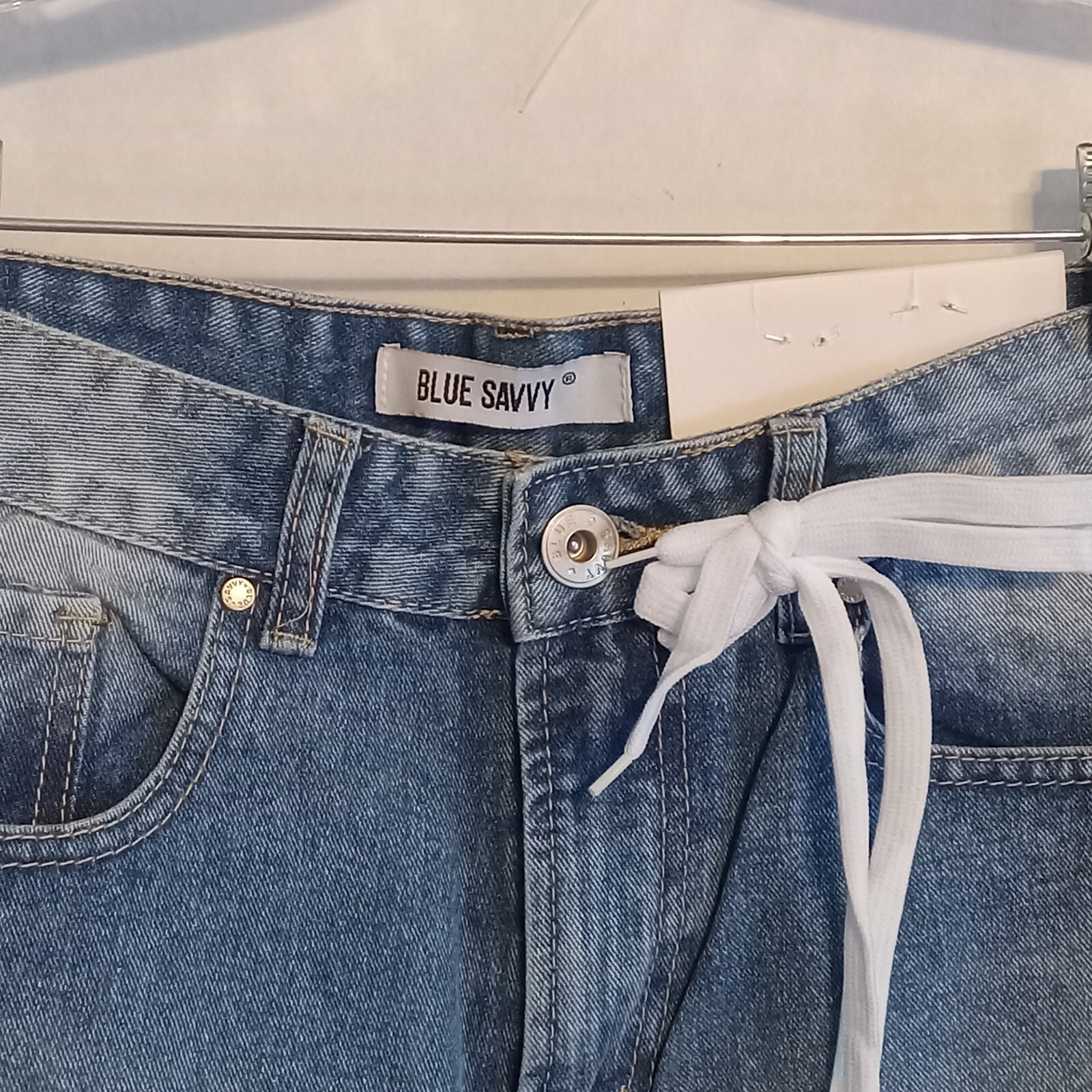 Blue Savvy Women’s Light Wash Straight Highrise Denim Mom Jeans Size 5/27