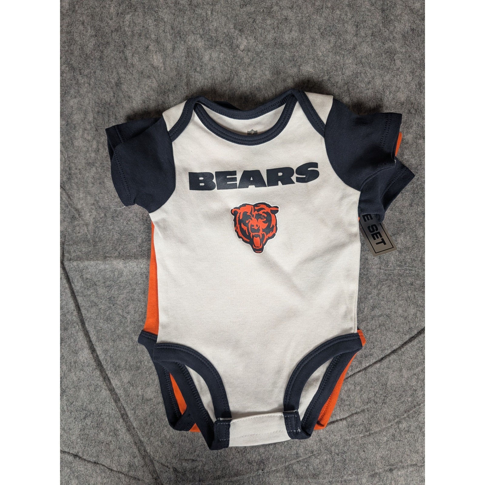 Chicago Bears Baby 3 Piece Bodysuit Set Infant Football Fan Outfit 3-6M