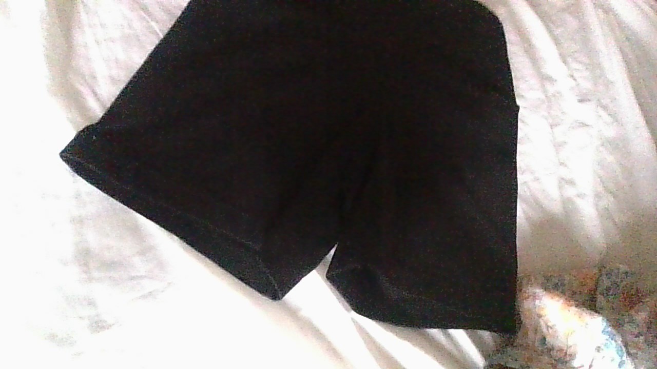 Yogalicious Lux Everyday 5″ Shorts Black PullOn Size S 21inch Waist *Flawed