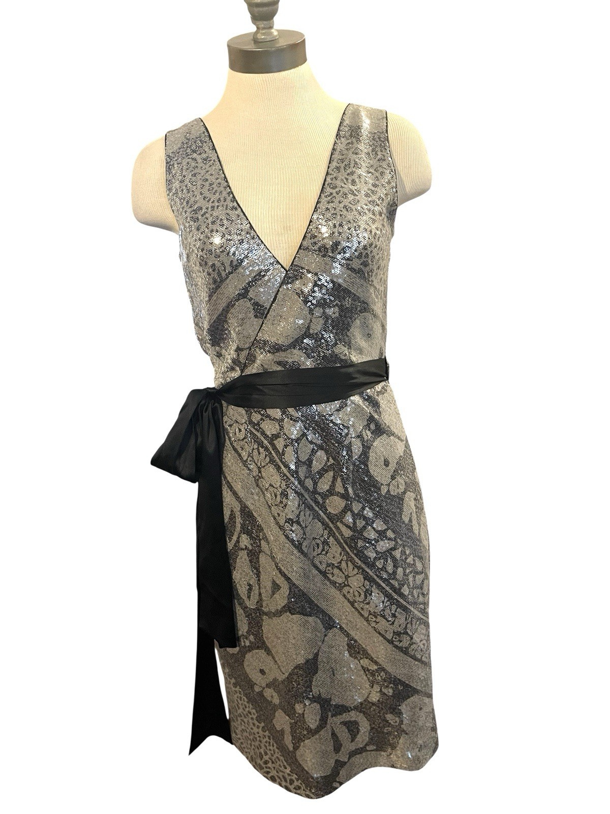 DIANE VON FURSTENBURG Silver Black Sequin V-Neck Wrap Satin Tie Evening Dress