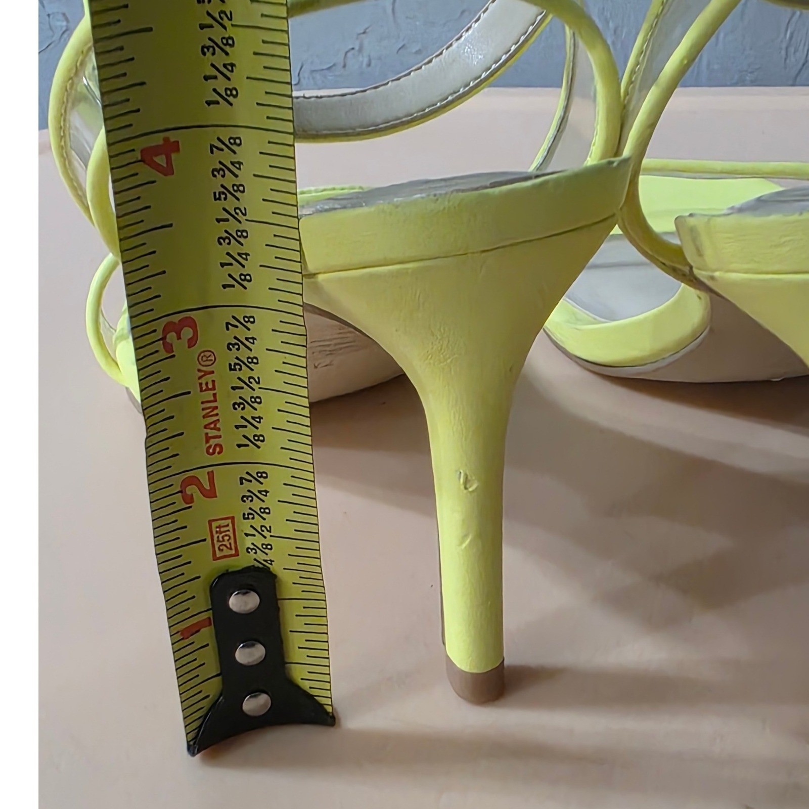 GUESS Neon Yellow & Clear Artula Sandal – Women 3.5″ inches Heels Size 7M