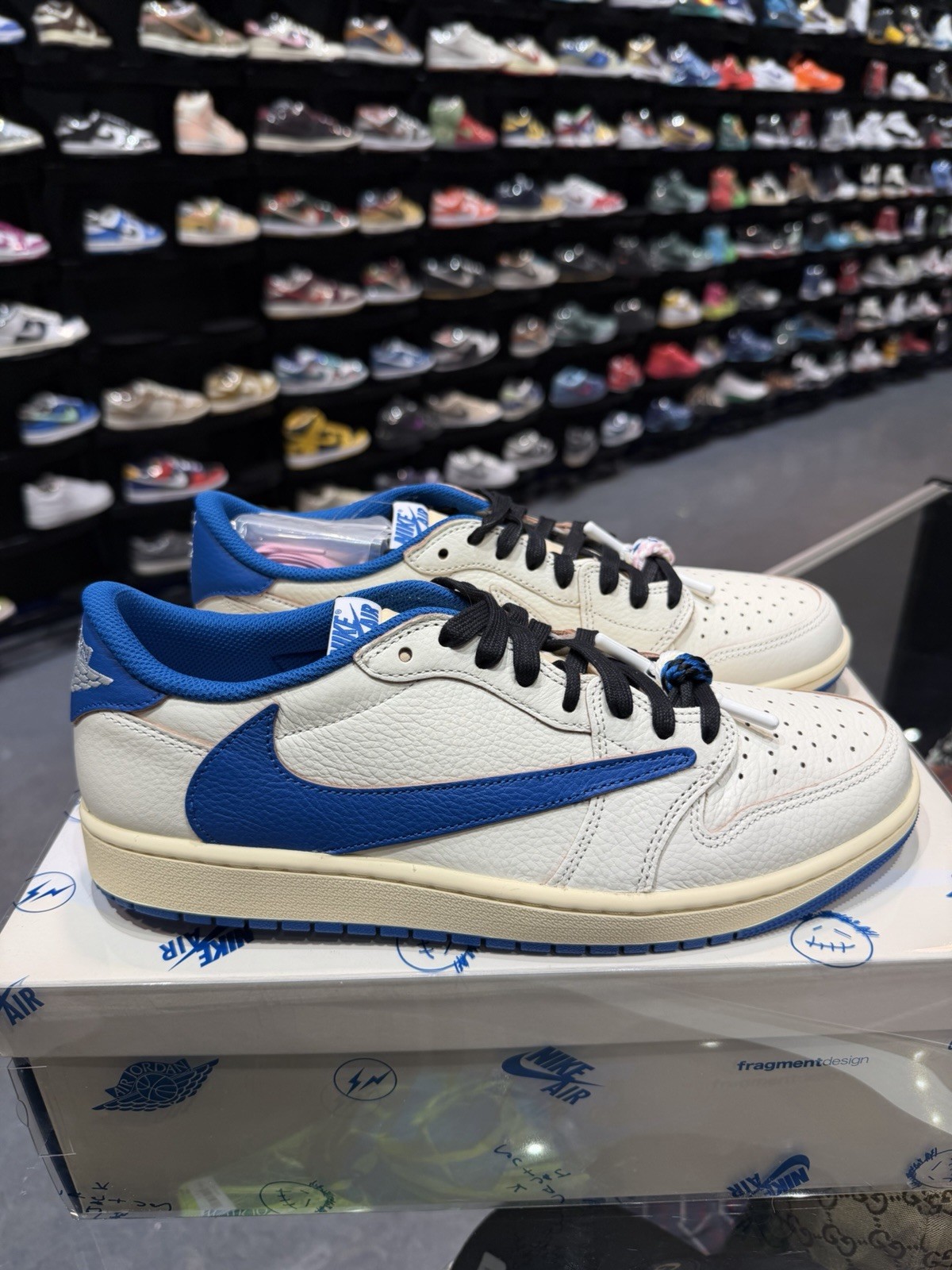 Size 11 – Fragment Design x Travis Scott x Air Jordan 1 Retro (DM7866 104)