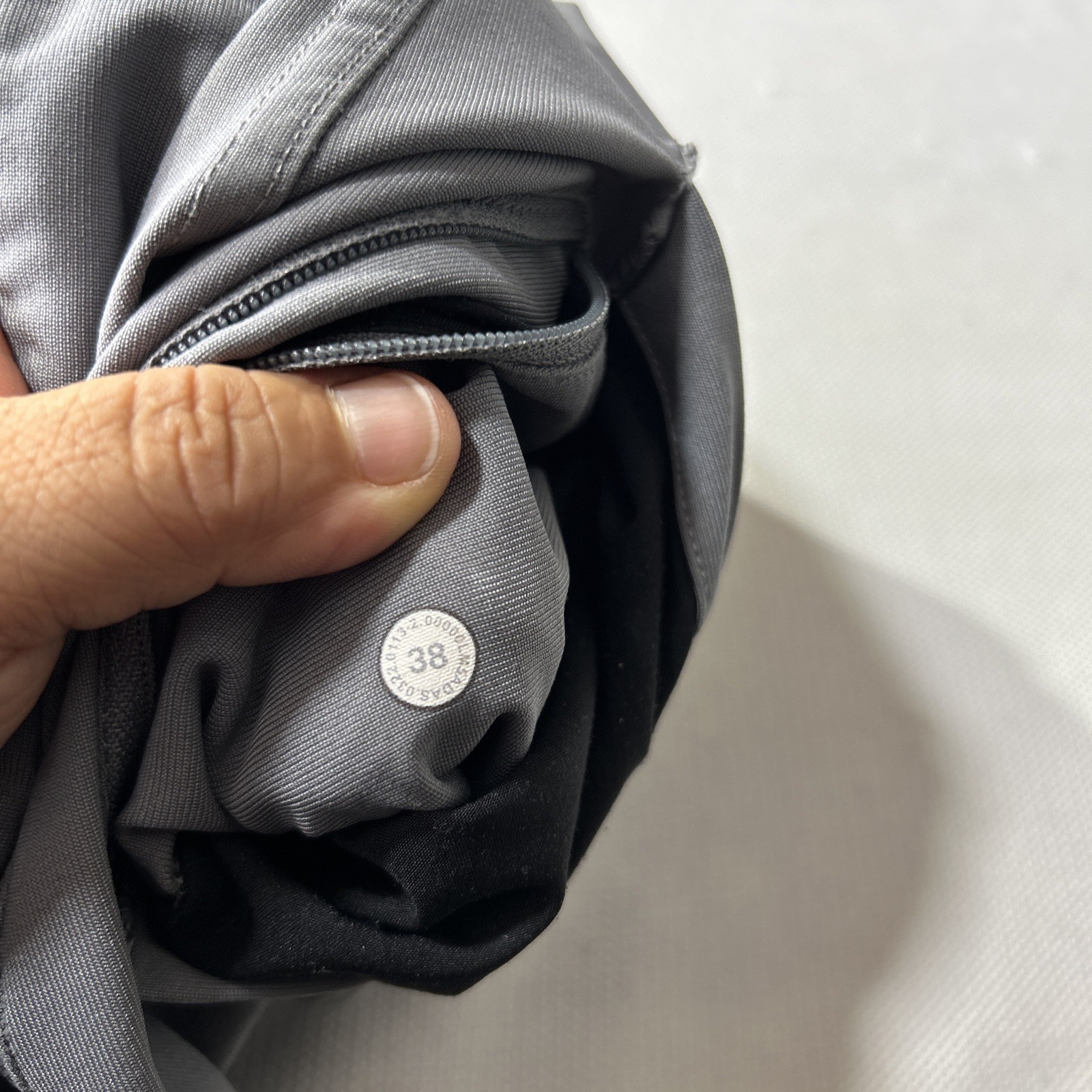 Lululemon Pants Men’s 38×31 ABC 5 Pocket Chino Gray LM5ADAS SEE Pictures **