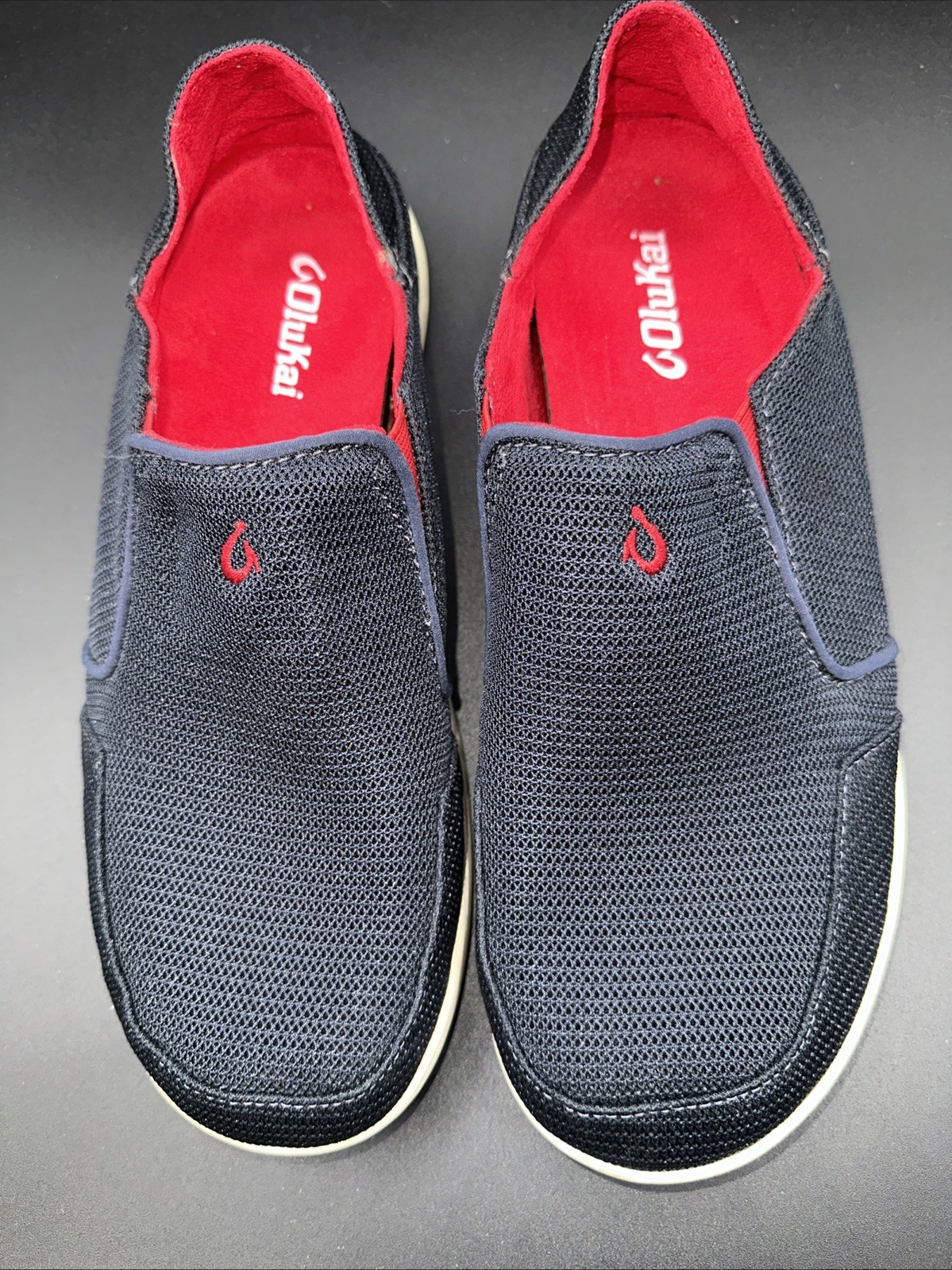 Olukai Nohea Mesh Men’s 9 M Slip On Shoes Black Red Lightweight
