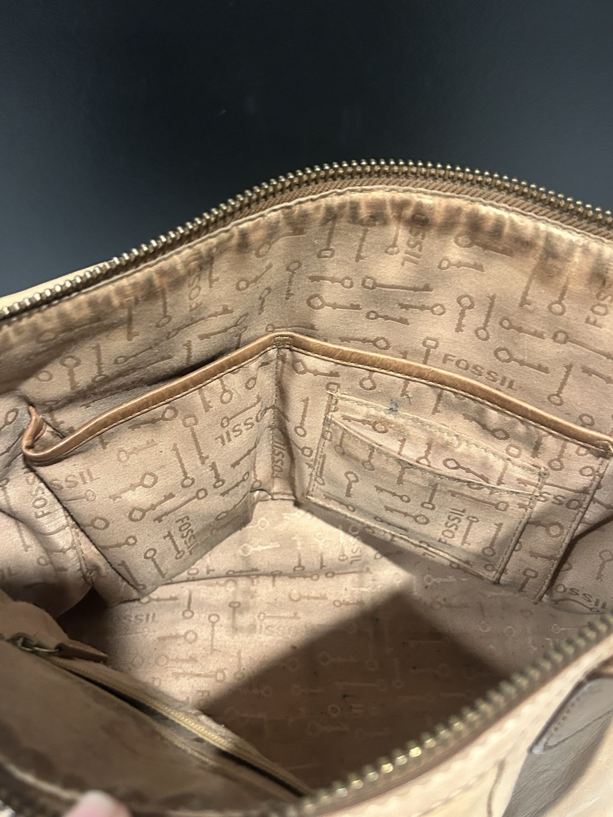 Vintage FOSSIL Reissue Tan Leather Satchel Shoulder Bag Purse Y2K Boho Key Charm